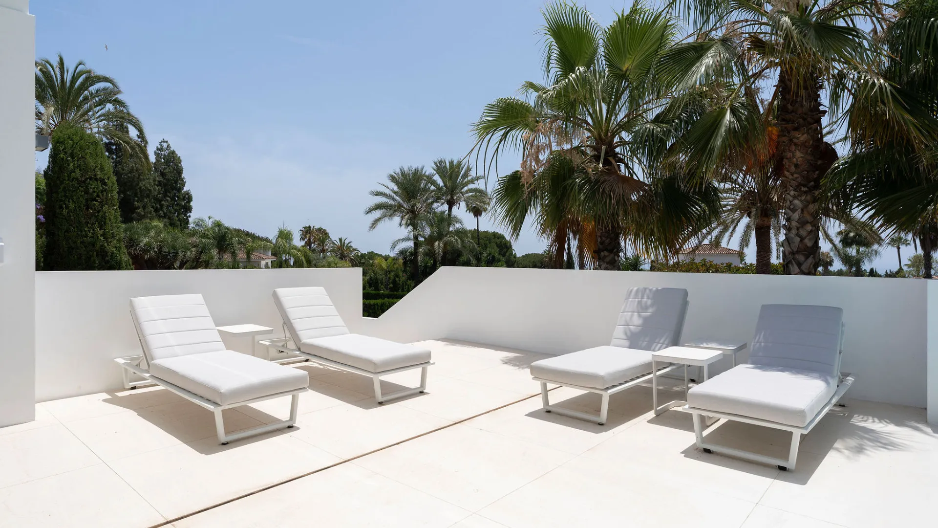 For sale Nagüeles villa with 5 bedrooms
