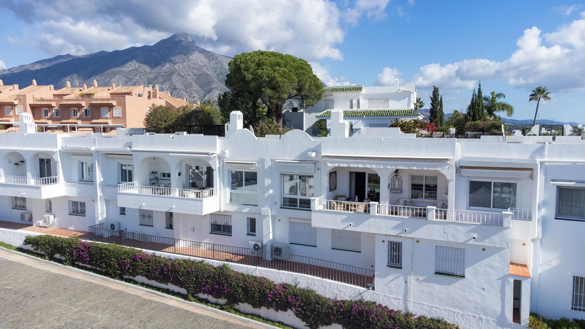 Town house for sale in Los Jarales