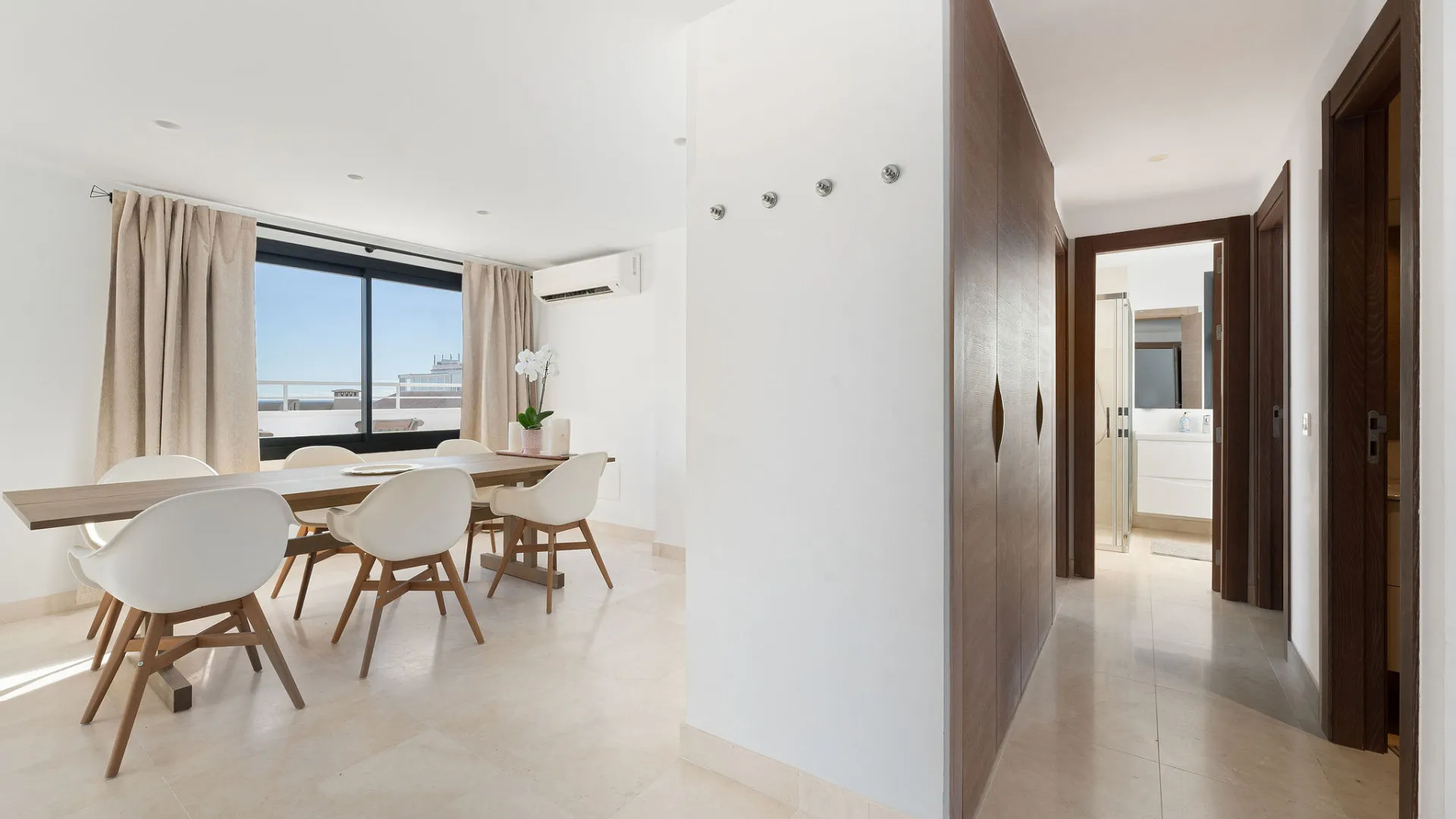Estepona Ciudad, Ático a la venta con 3 dormitorios