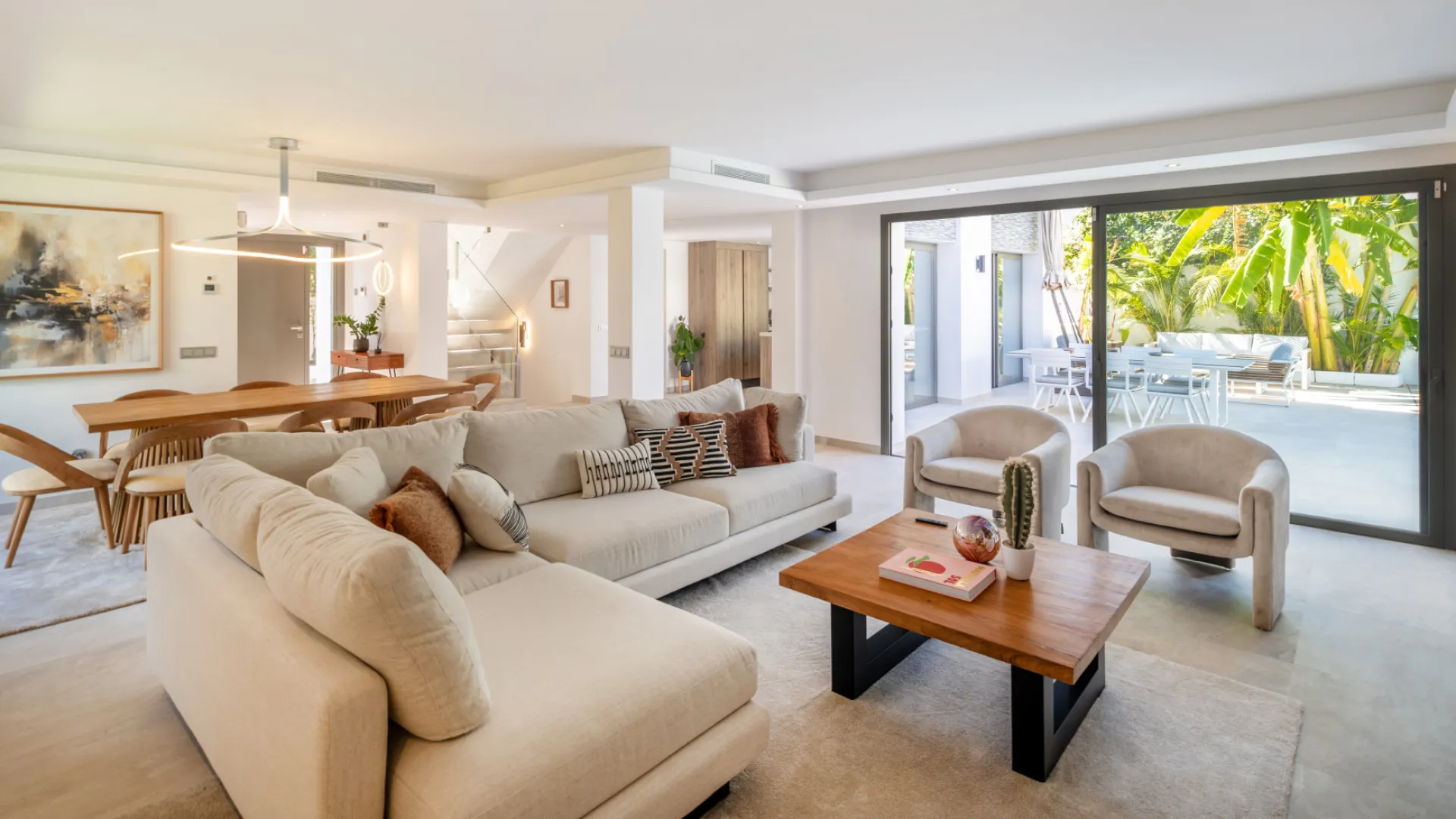 For sale 5 bedrooms villa in Huerta Belón