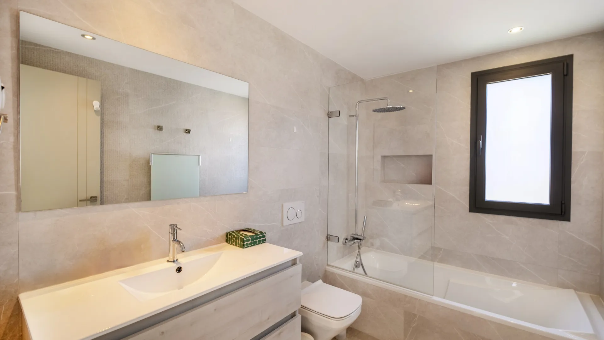 For sale 5 bedrooms villa in Huerta Belón
