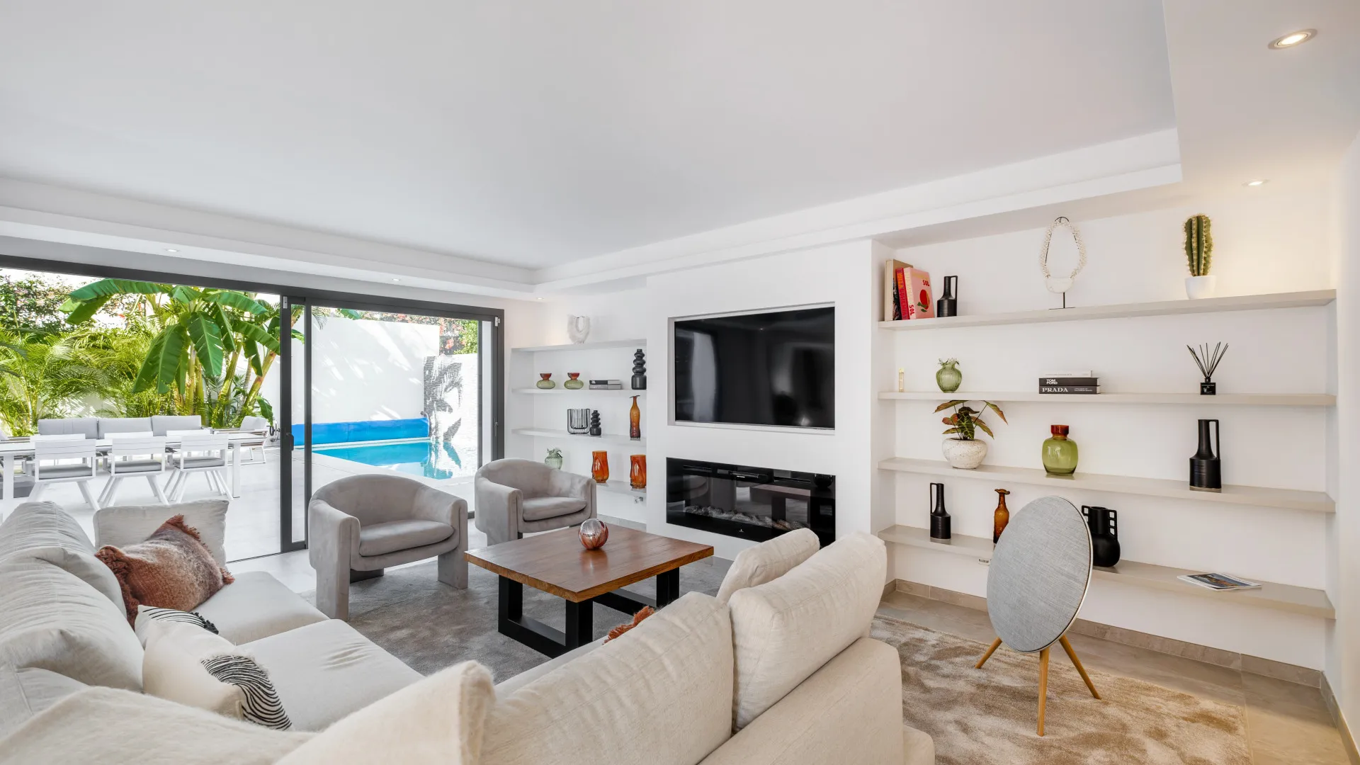 For sale 5 bedrooms villa in Huerta Belón