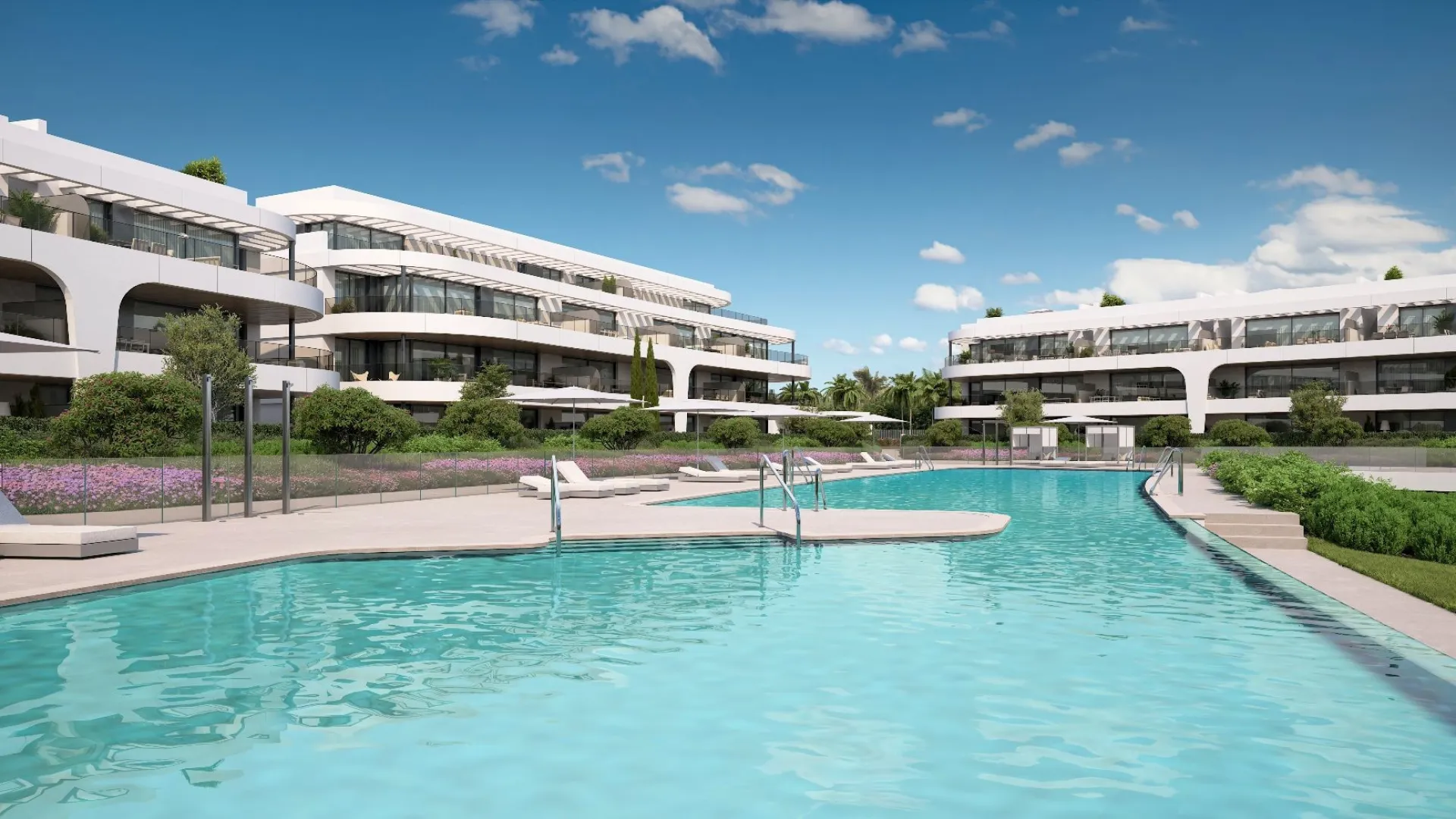 For sale ground floor apartment in New Golden Mile