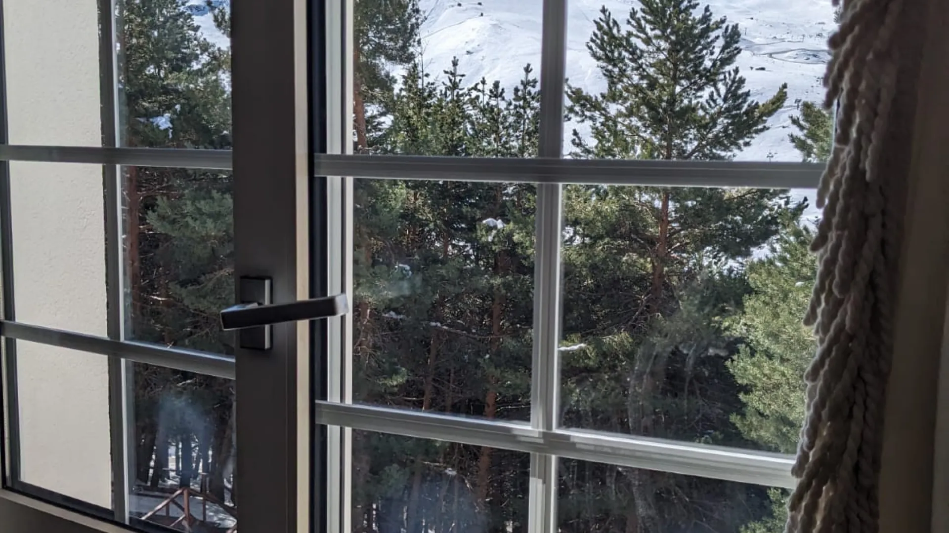 Apartamento con 3 dormitorios en venta en Sierra Nevada - Pradollano