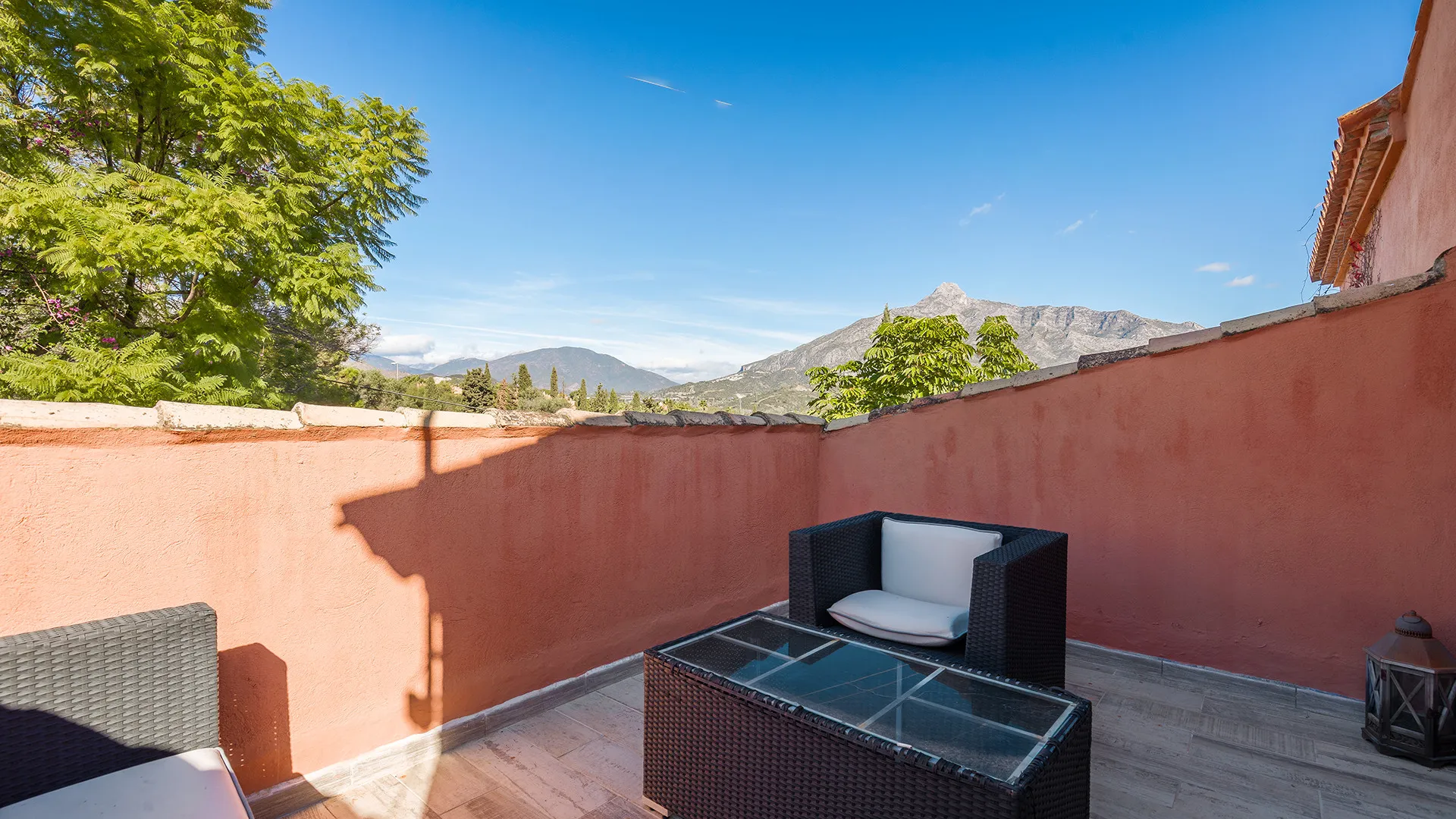 Comprar villa con 5 dormitorios en Finca La Judía