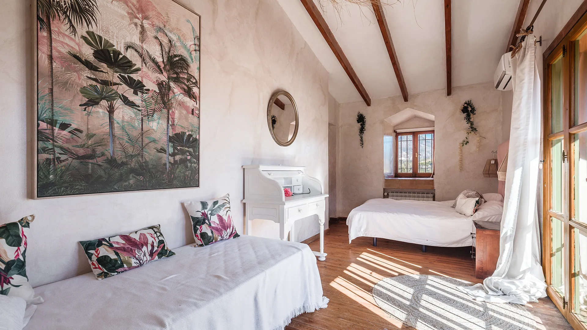 Comprar villa con 5 dormitorios en Finca La Judía