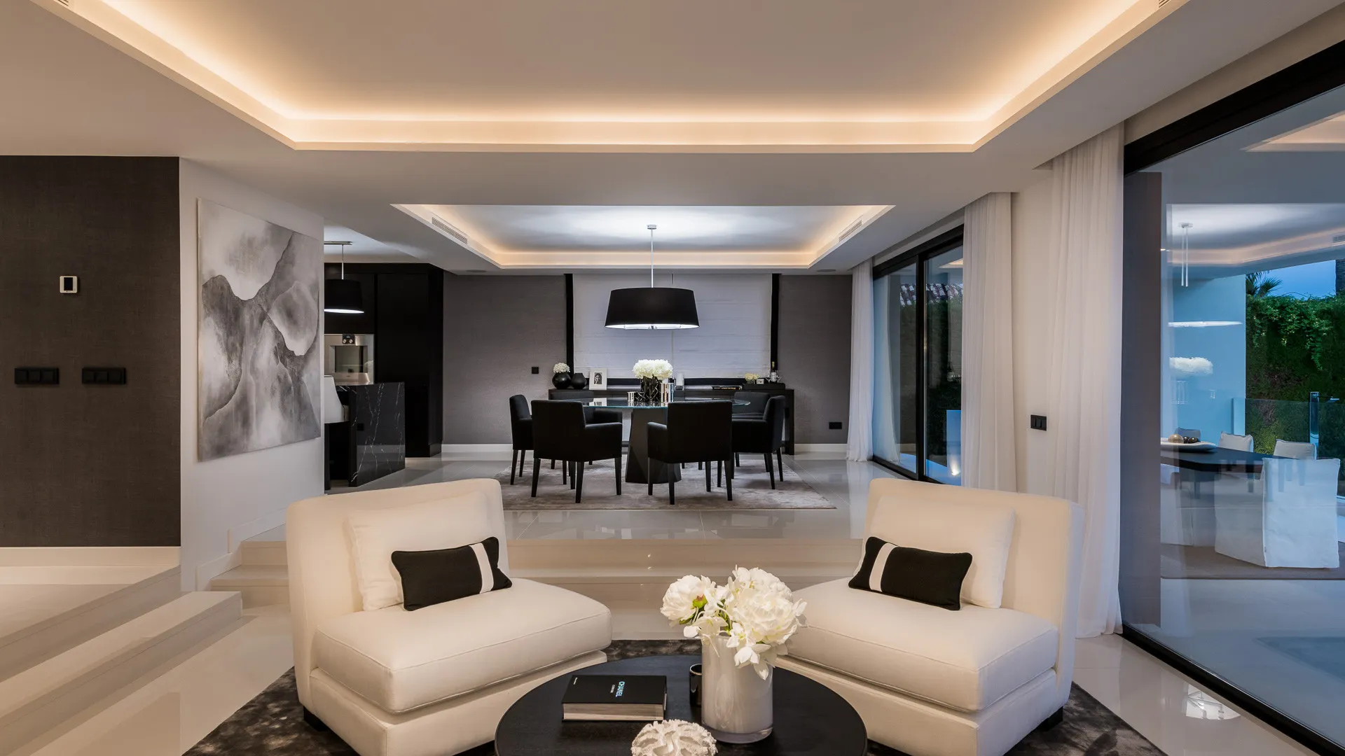 Villa en venta en Los Naranjos Golf