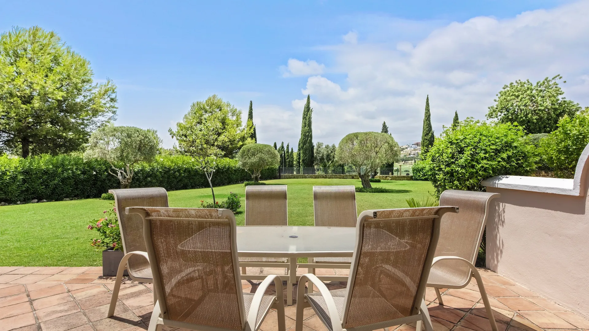 For sale ground floor apartment in Los Flamingos