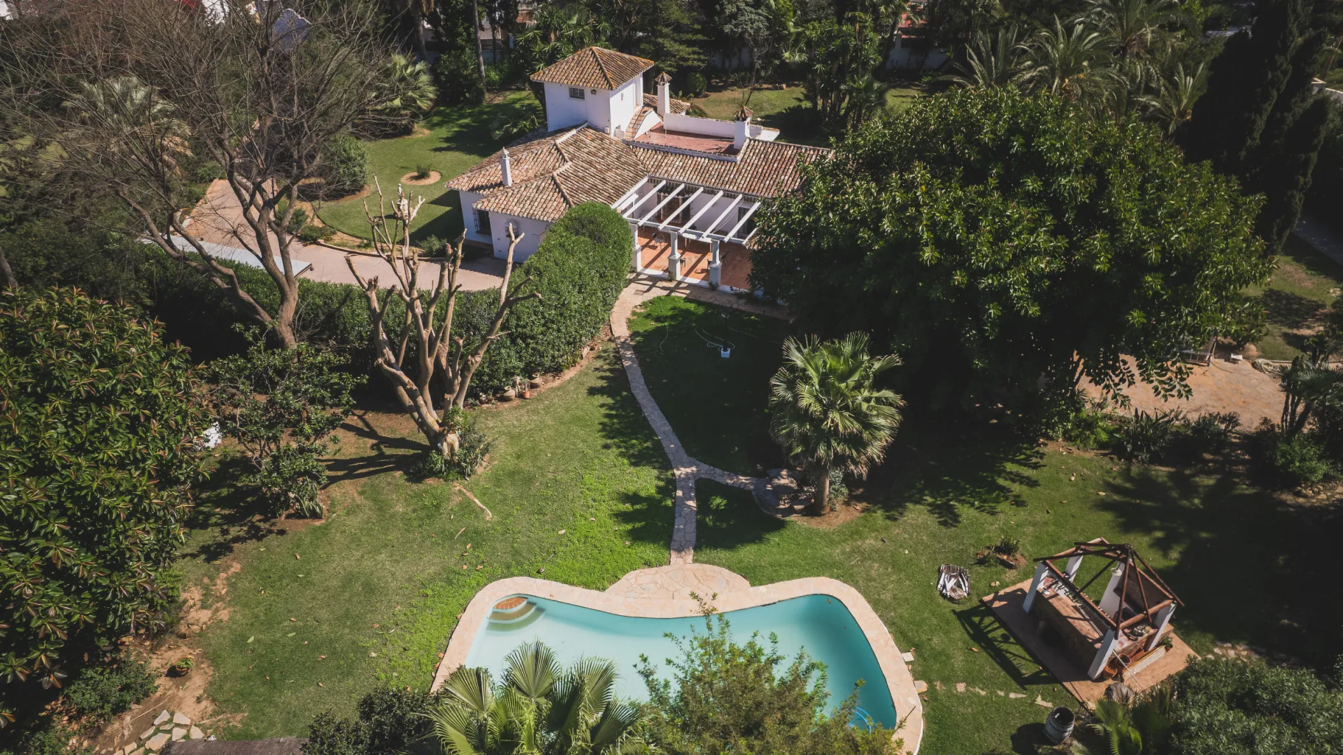 Plot for sale in Guadalmina Baja