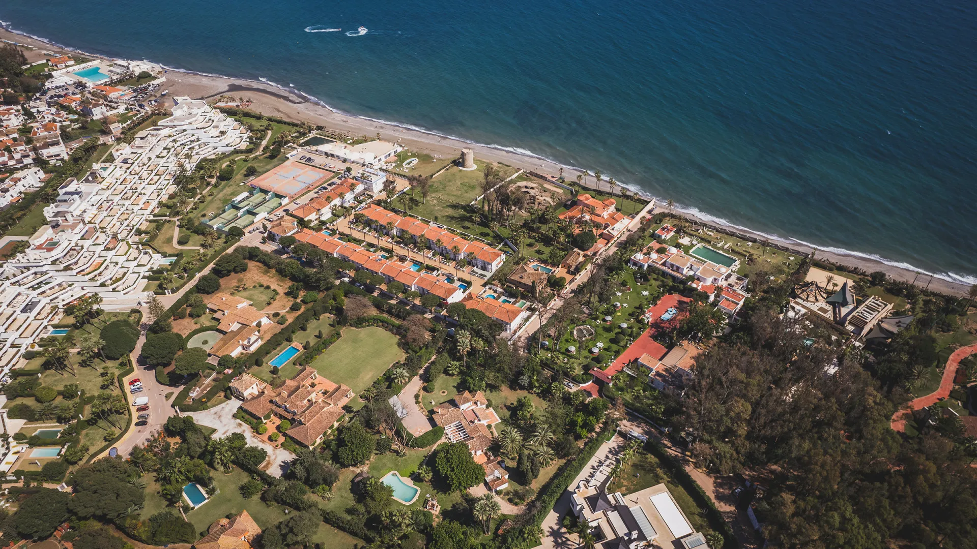 Plot for sale in Guadalmina Baja