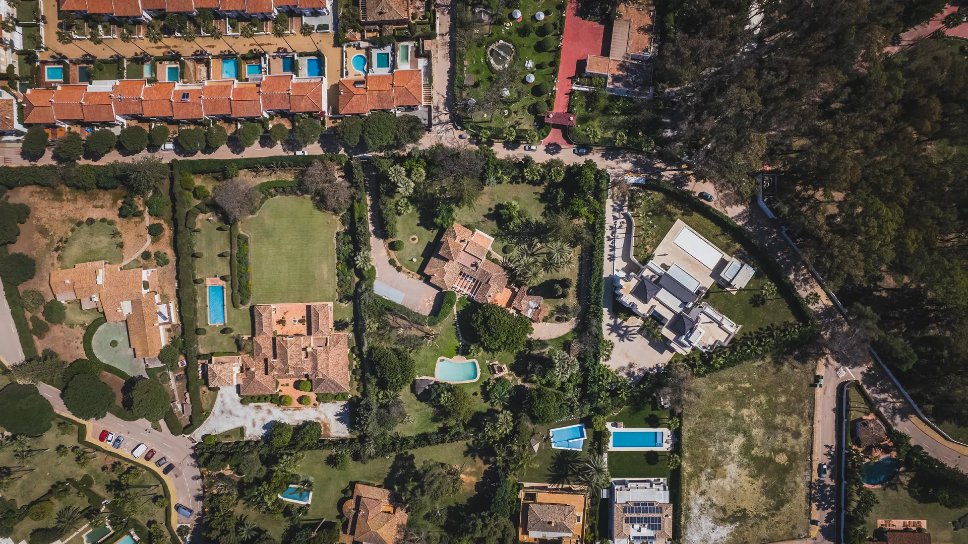 Plot for sale in Guadalmina Baja