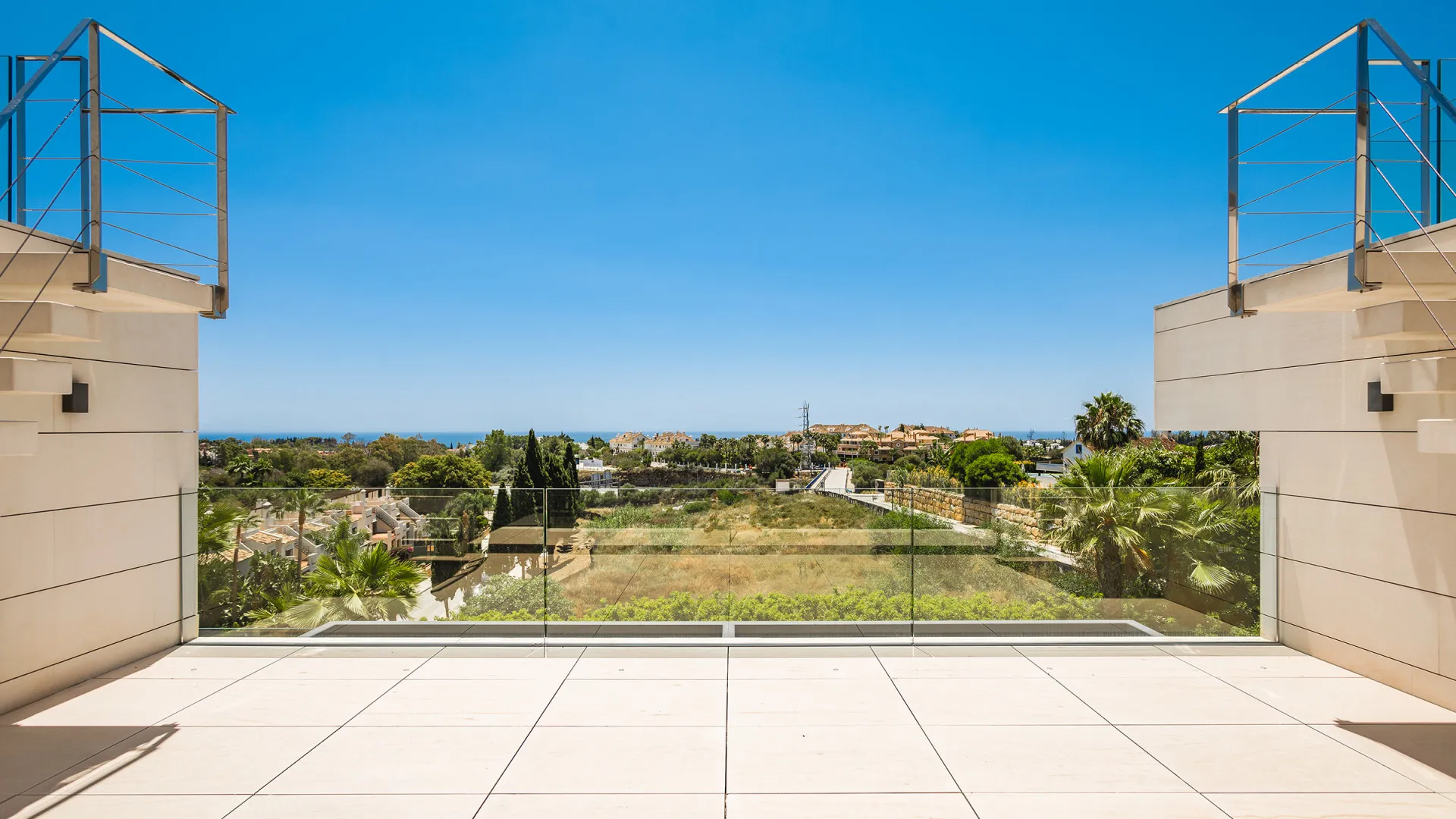 For sale villa in Golden Mile with 6 bedrooms