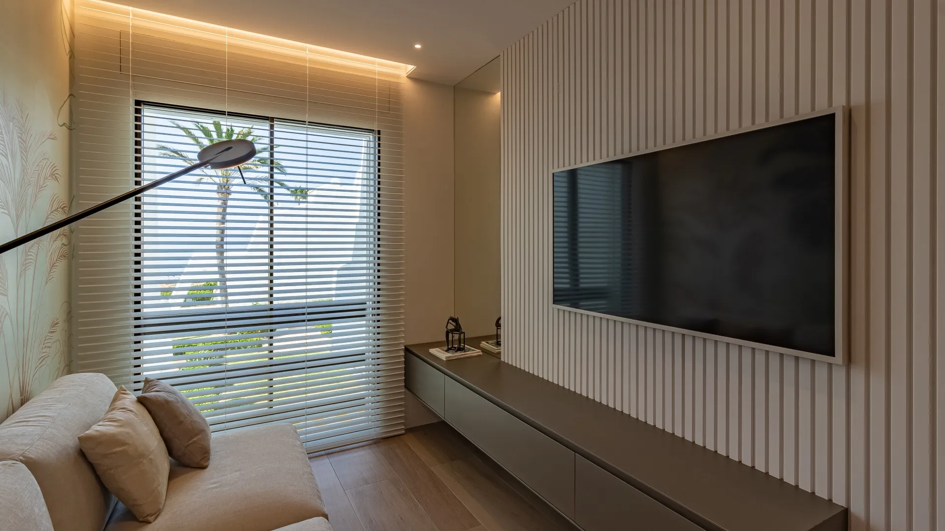 Town house for sale in Golden Mile