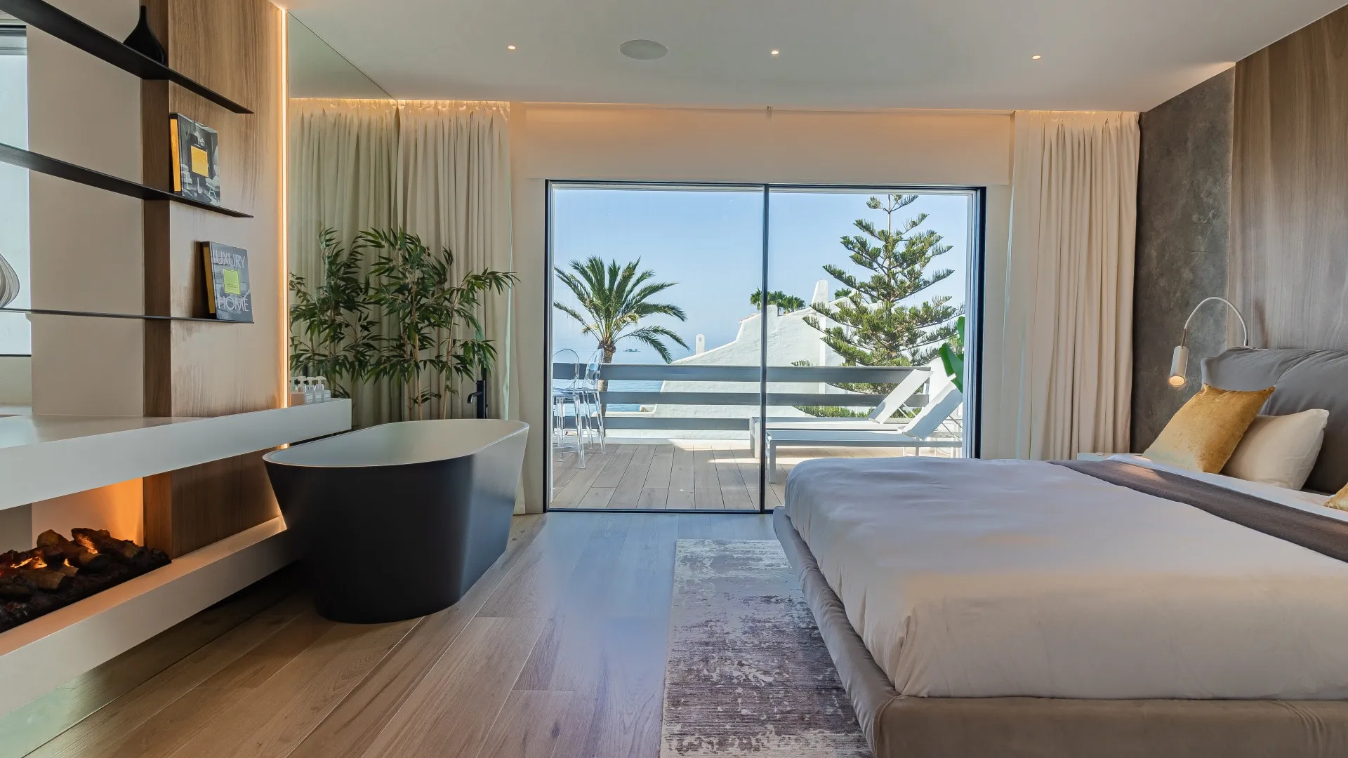Town house for sale in Golden Mile