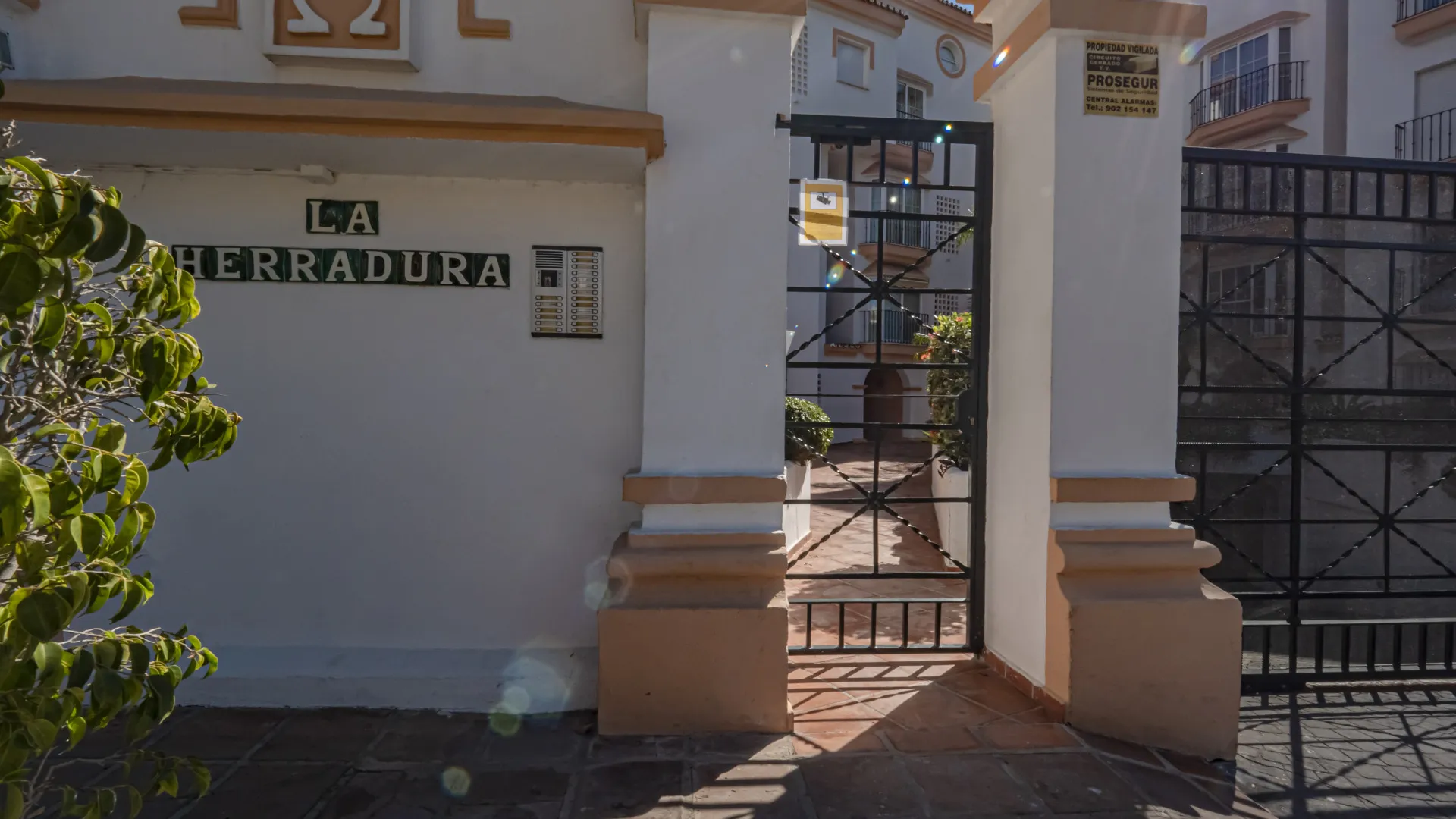 Se vende apartamento en Marbella - Puerto Banus con 2 dormitorios