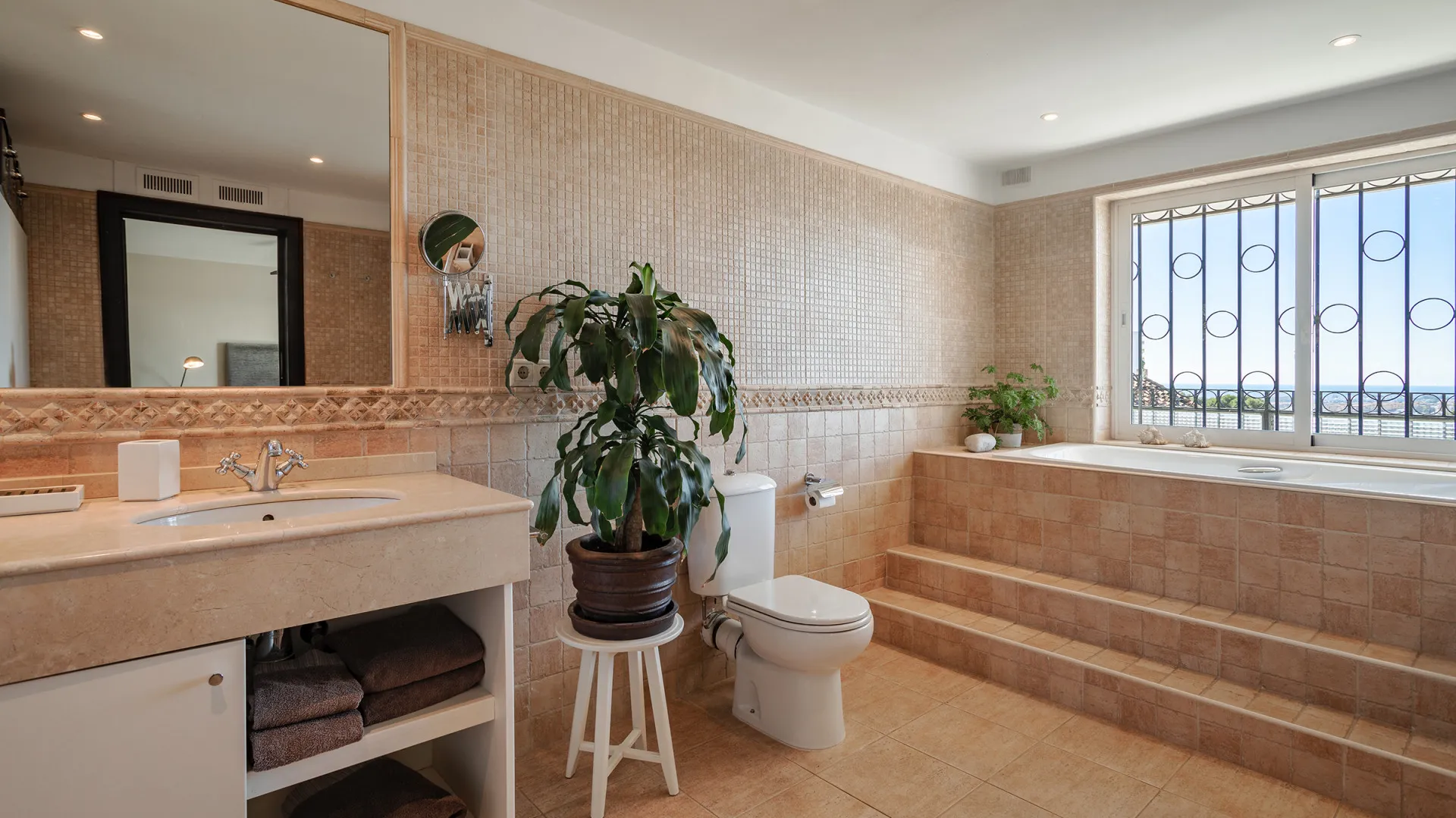 For sale Nueva Andalucia villa