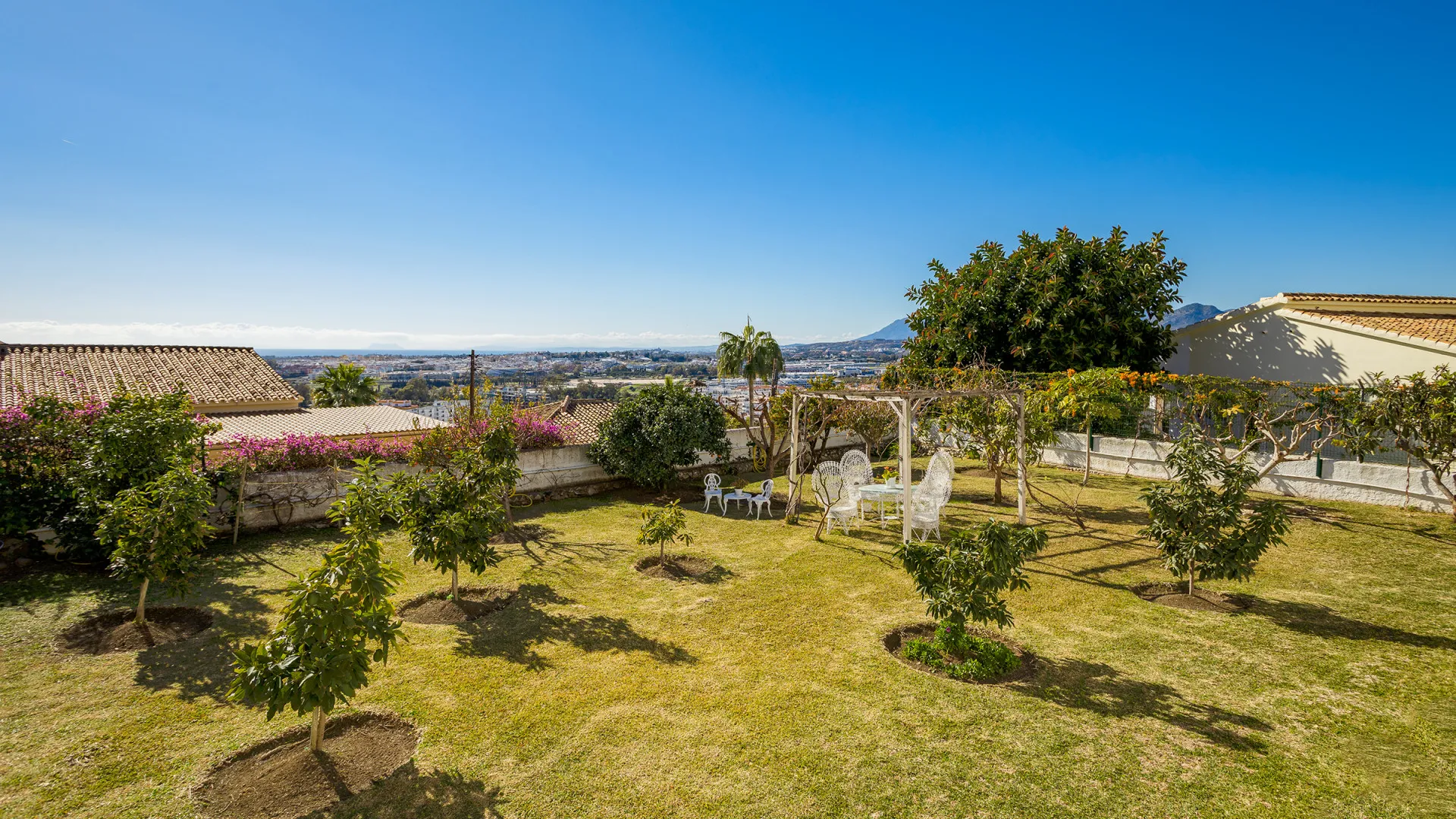 For sale Nueva Andalucia villa