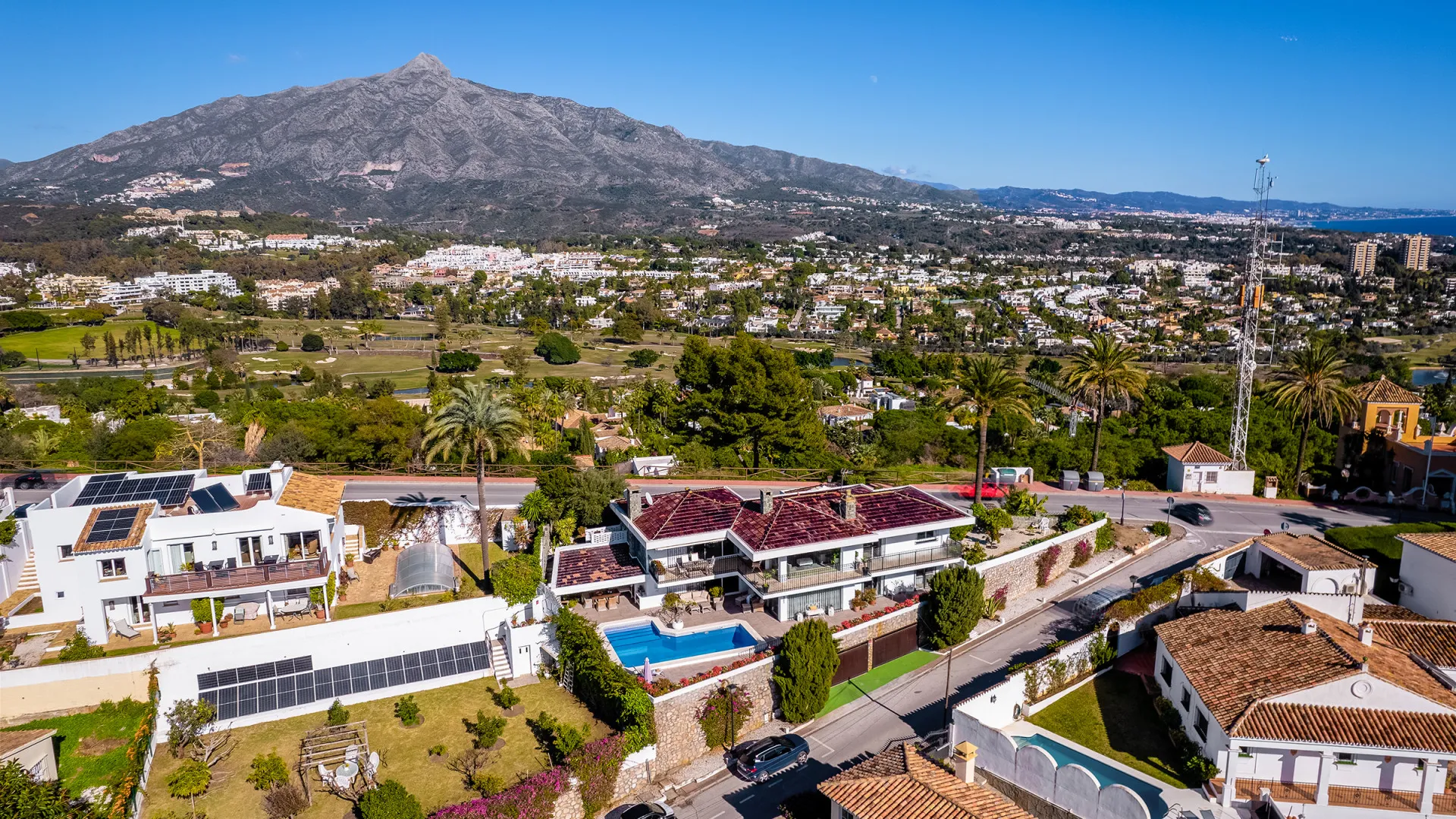 For sale Nueva Andalucia villa