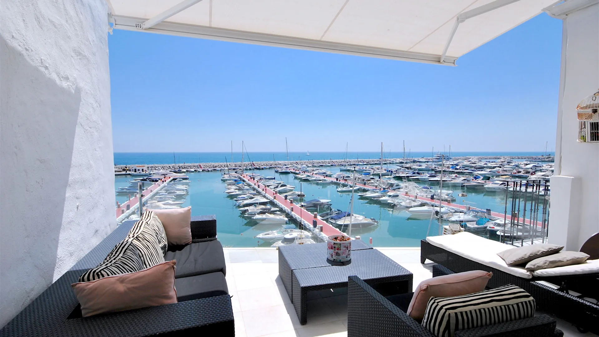 Marbella - Puerto Banus, Ático con 2 dormitorios en venta