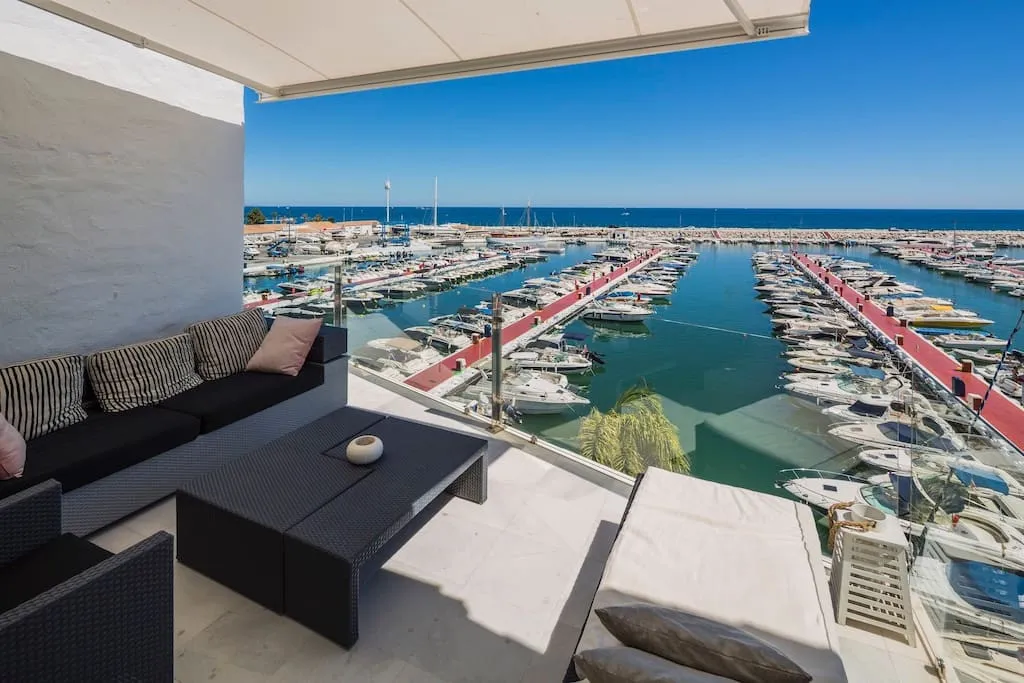 Marbella - Puerto Banus, Ático con 2 dormitorios en venta