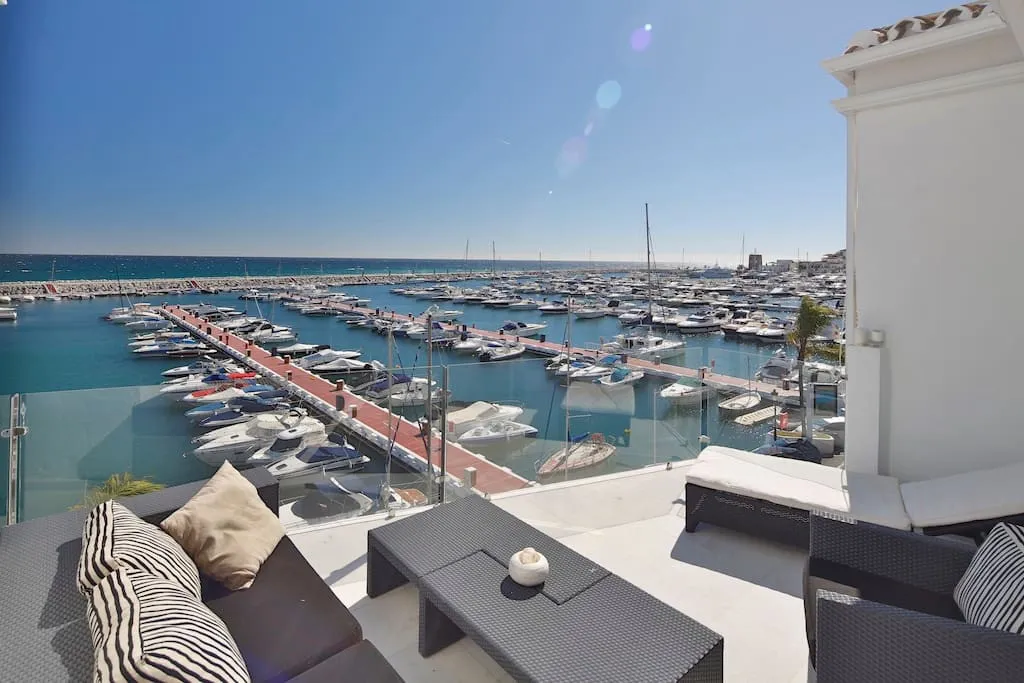 Marbella - Puerto Banus, Ático con 2 dormitorios en venta