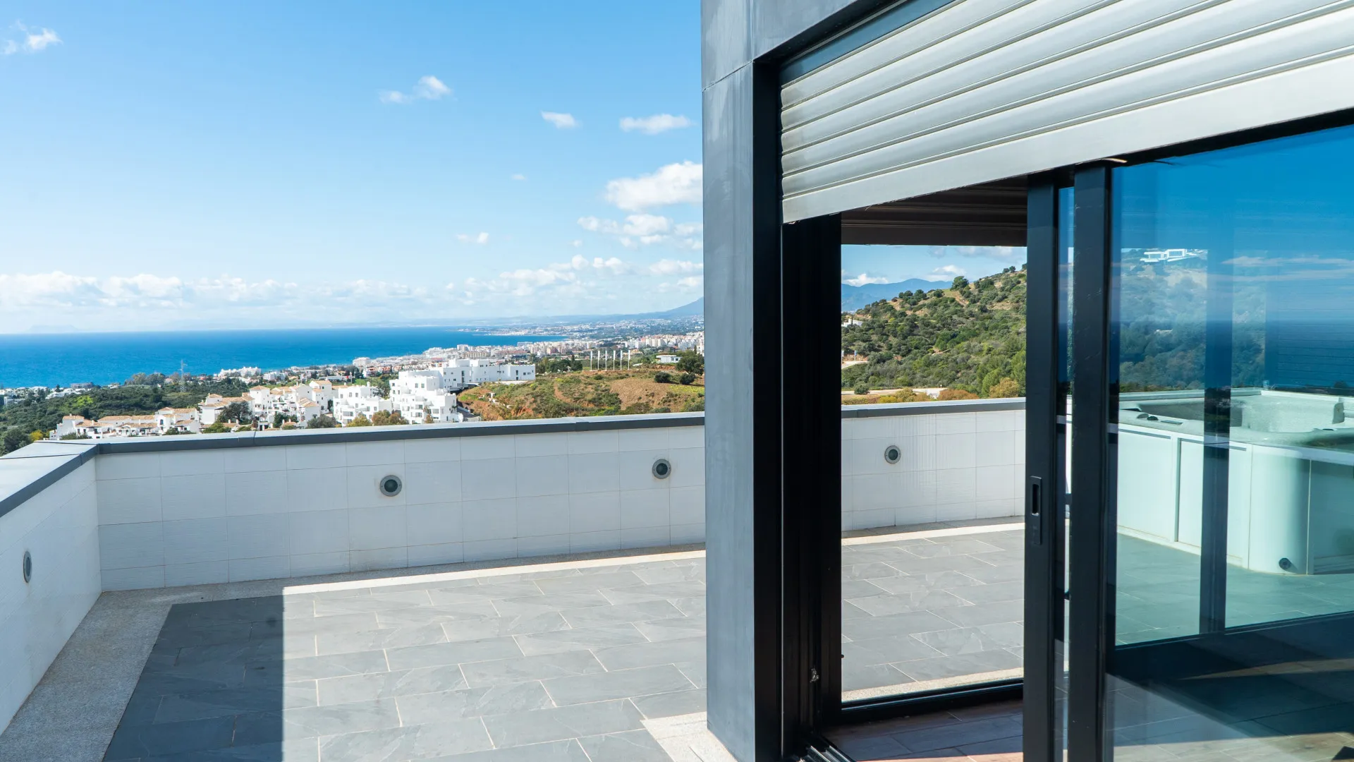 Villa en venta en Los Altos de los Monteros