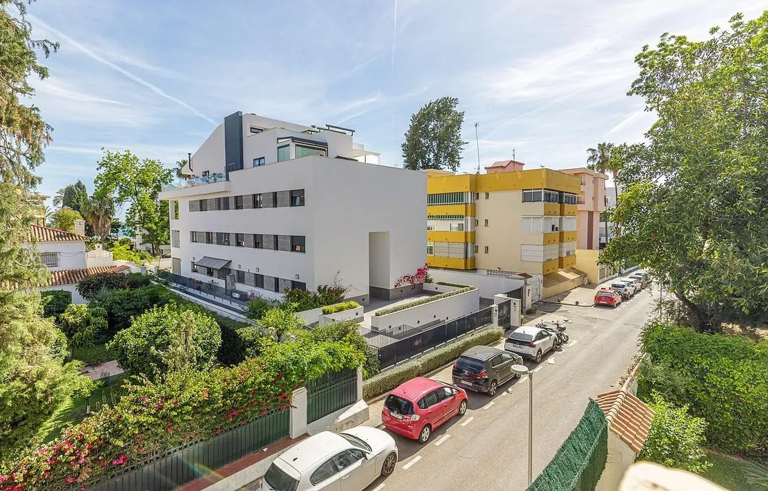 Apartment for sale in Pedregalejo