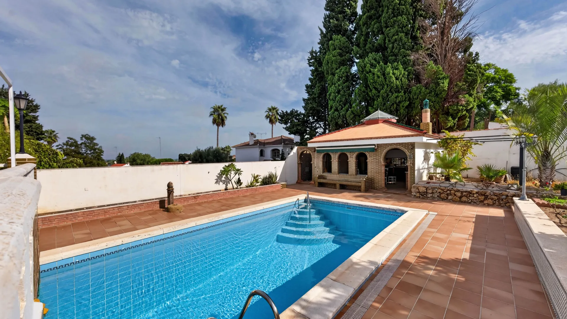 Churriana villa for sale