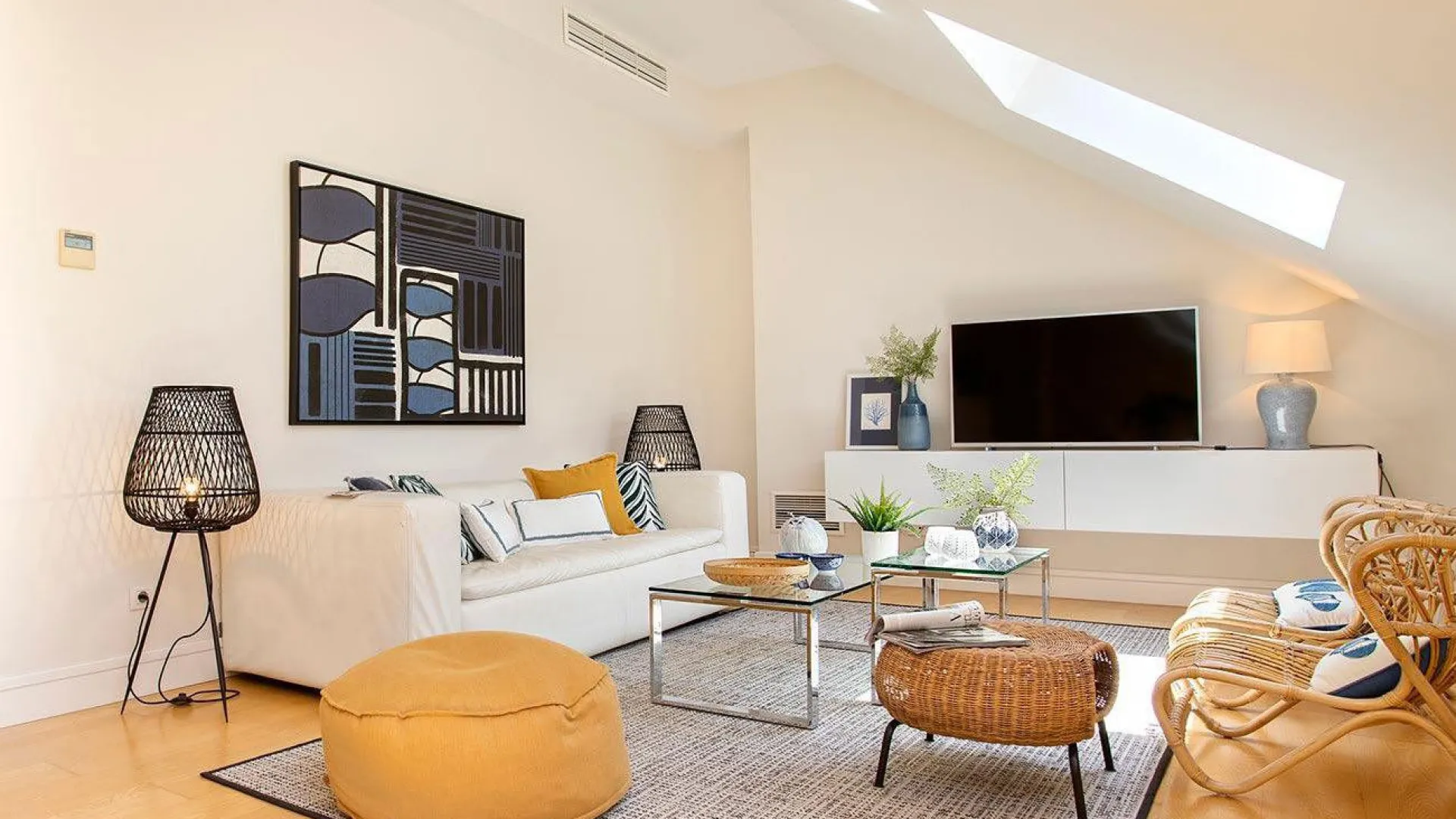 For sale duplex penthouse with 2 bedrooms in Malaga