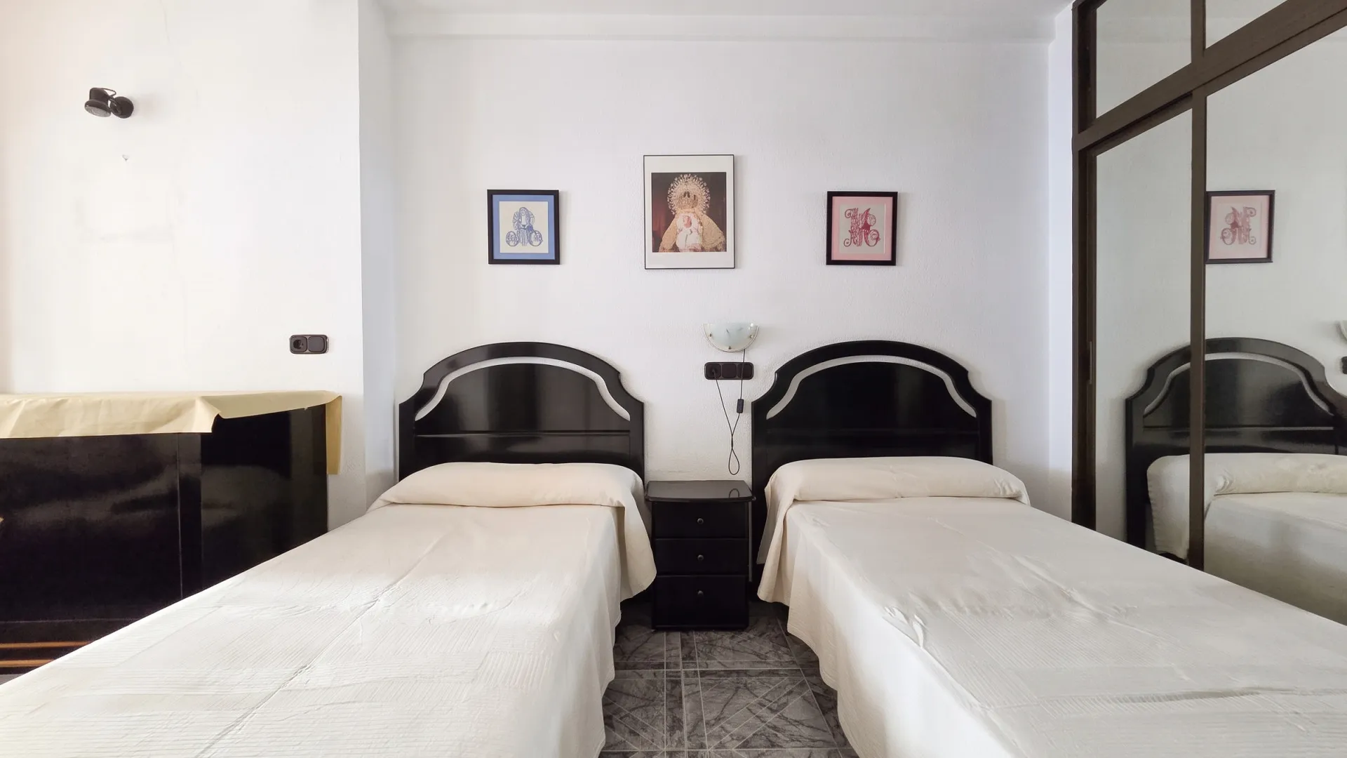 Apartment for sale in Marbella Centro with 1 bedroom