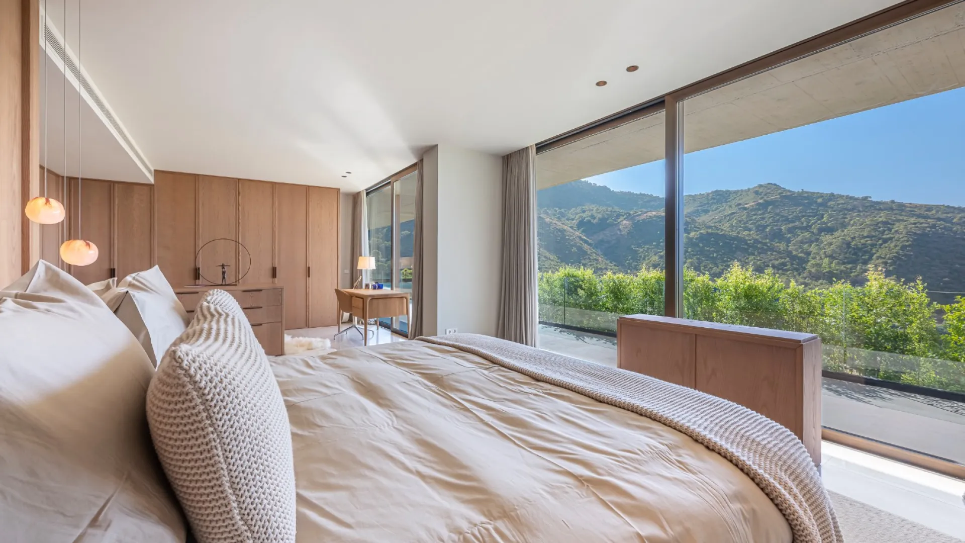 For sale Monte Mayor 4 bedrooms villa