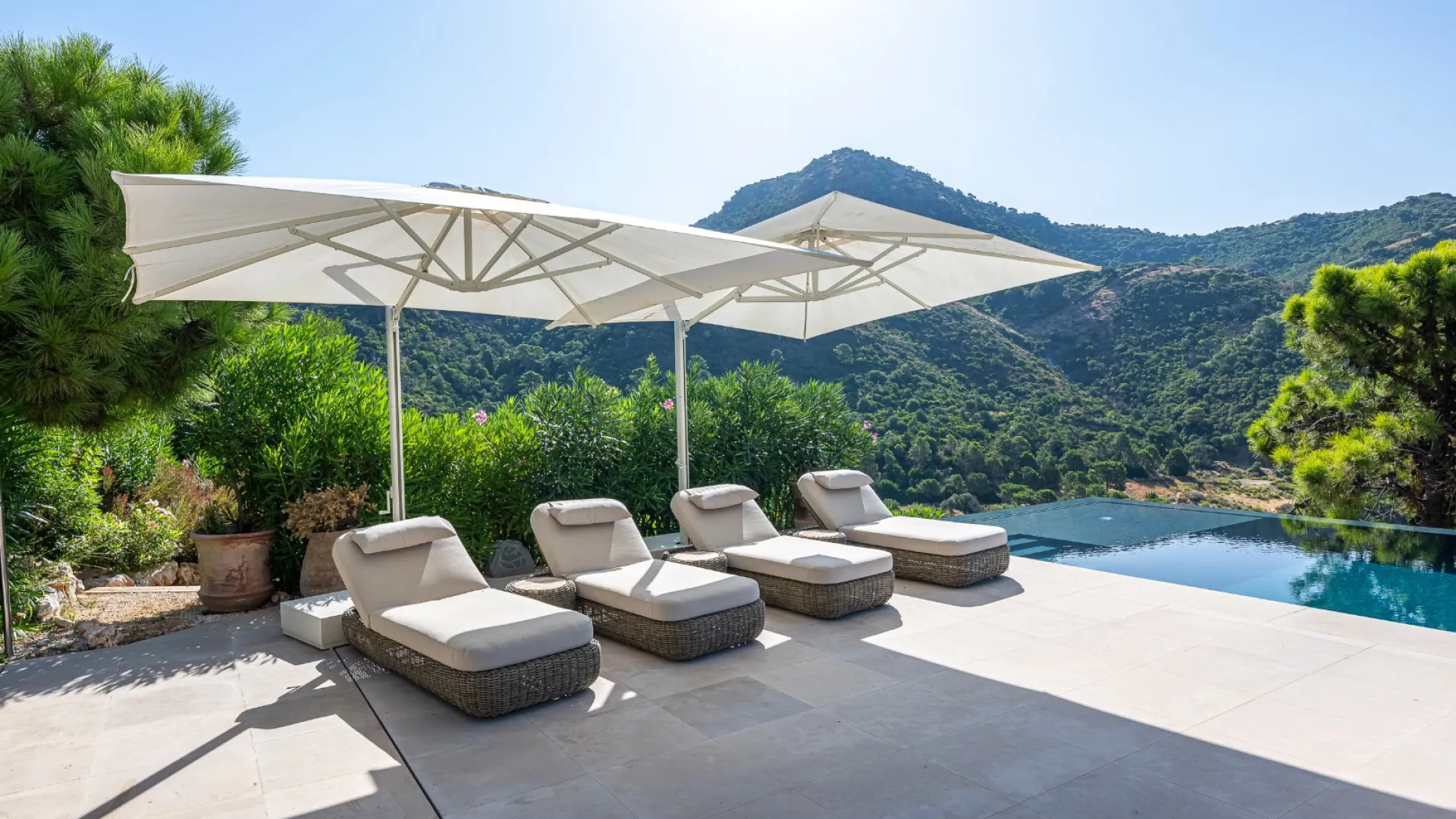 For sale Monte Mayor 4 bedrooms villa