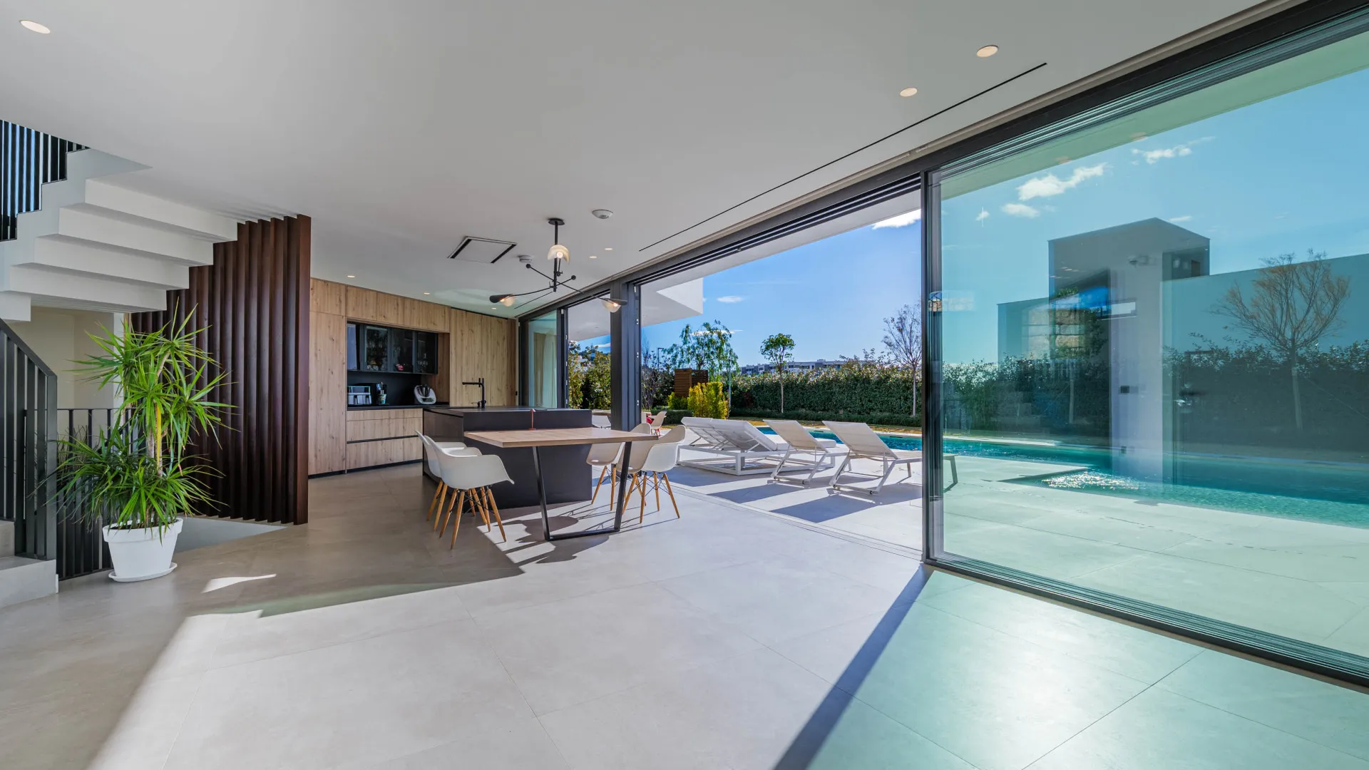 Villa en venta en Malaga - Este