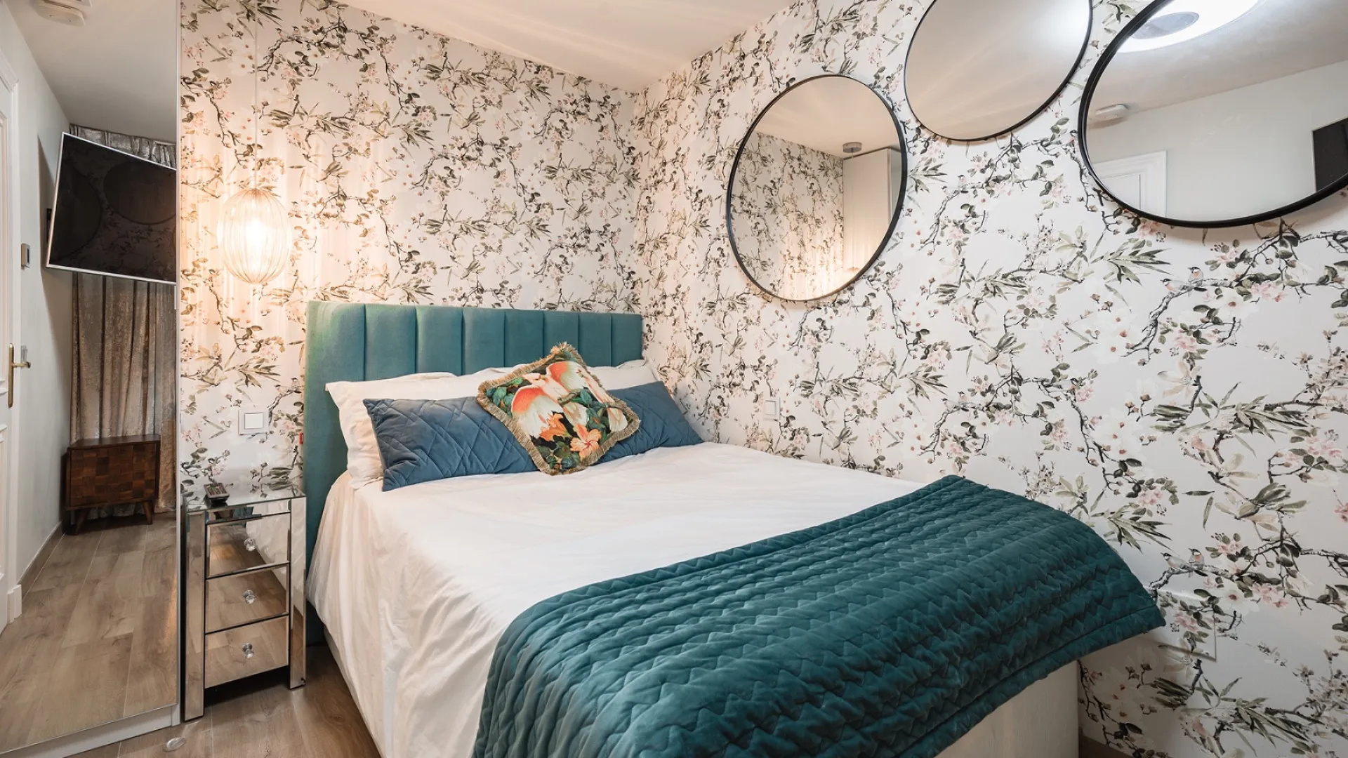 Se vende triplex en Aloha Gardens de 3 dormitorios