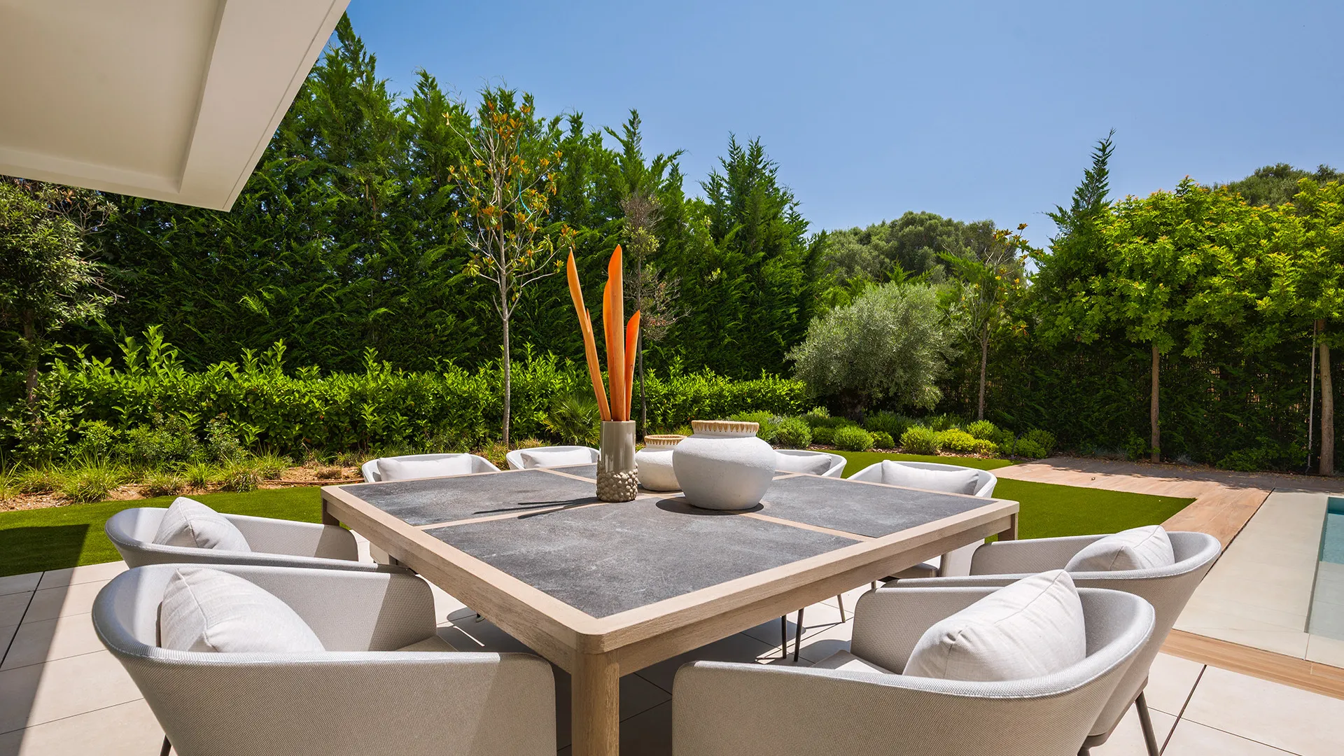For sale 5 bedrooms villa in El Paraiso