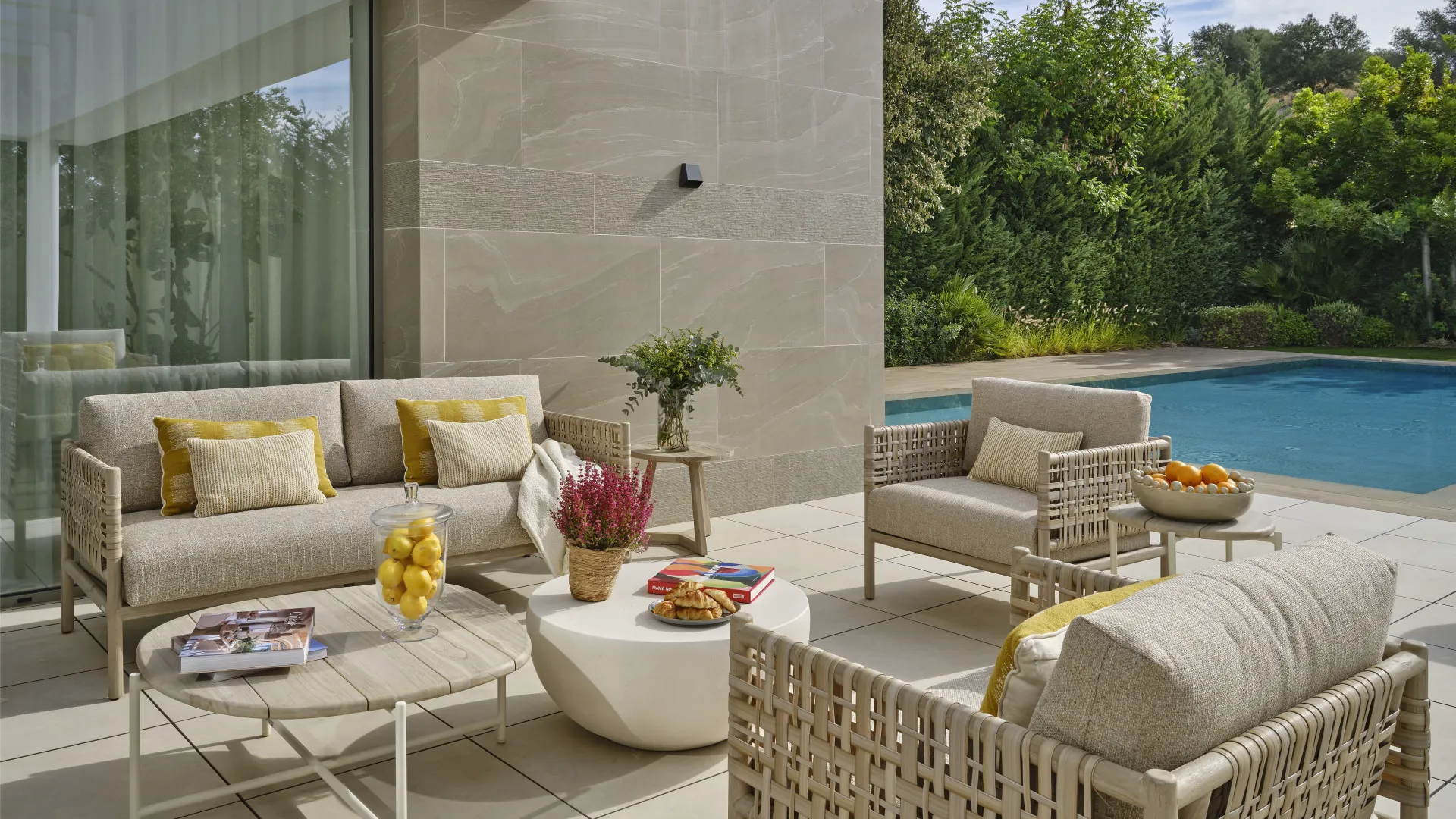 5 bedrooms villa for sale in El Paraiso
