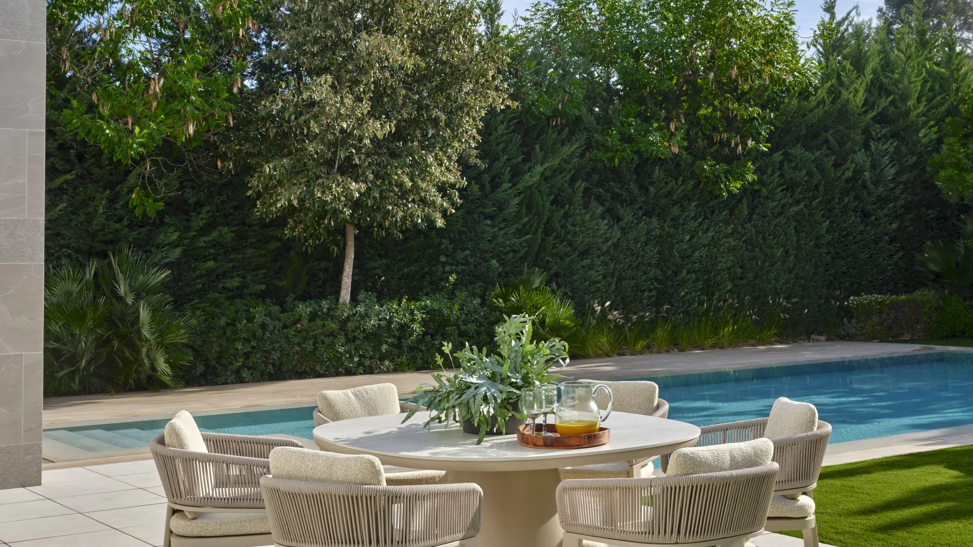 5 bedrooms villa for sale in El Paraiso
