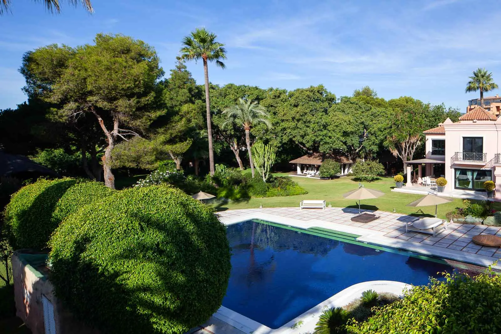 Buy Paraiso Barronal 10 bedrooms villa