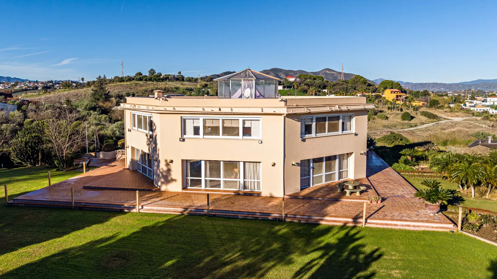 For sale Alhaurin de la Torre 10 bedrooms estate