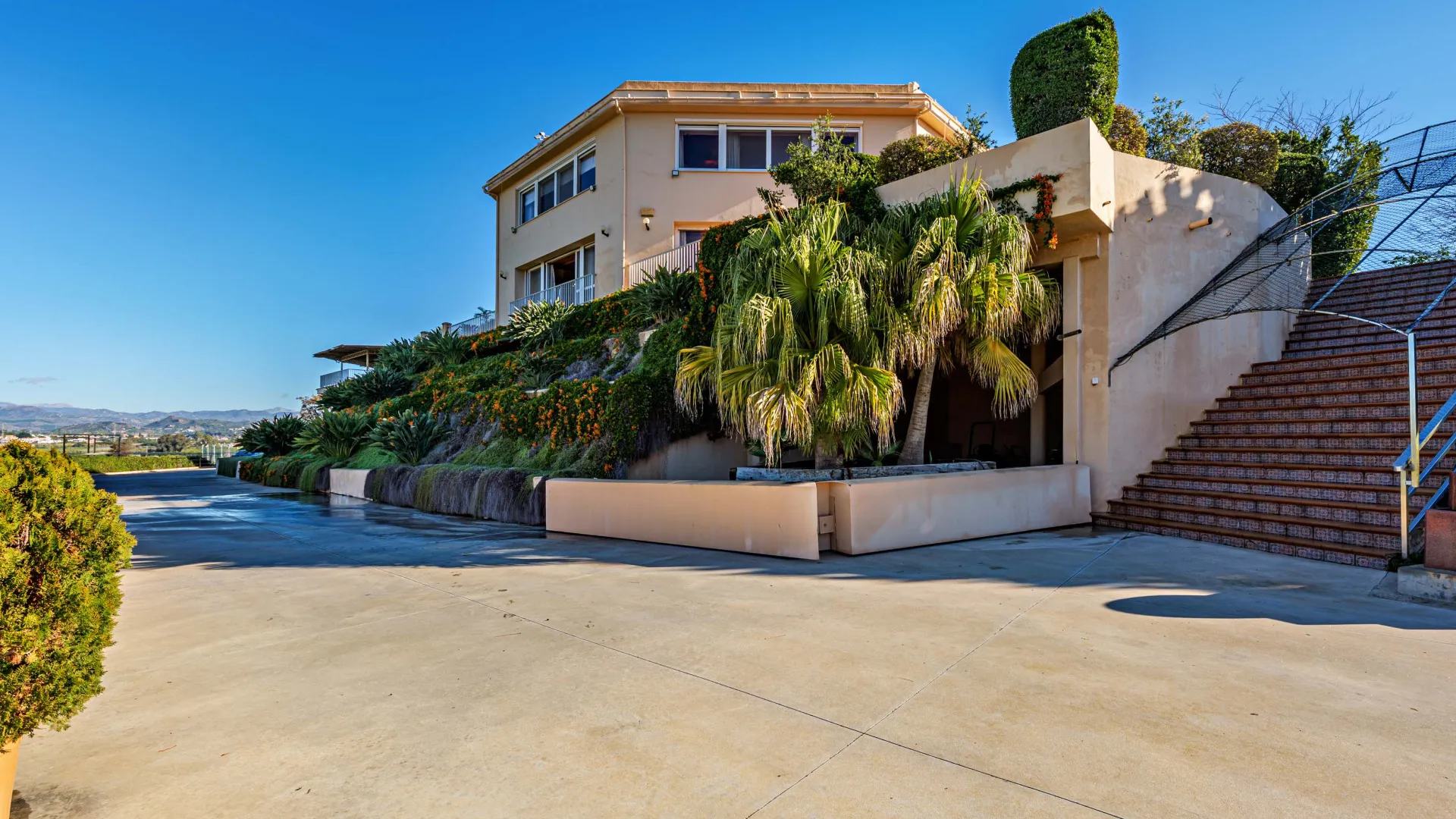 For sale Alhaurin de la Torre 10 bedrooms estate