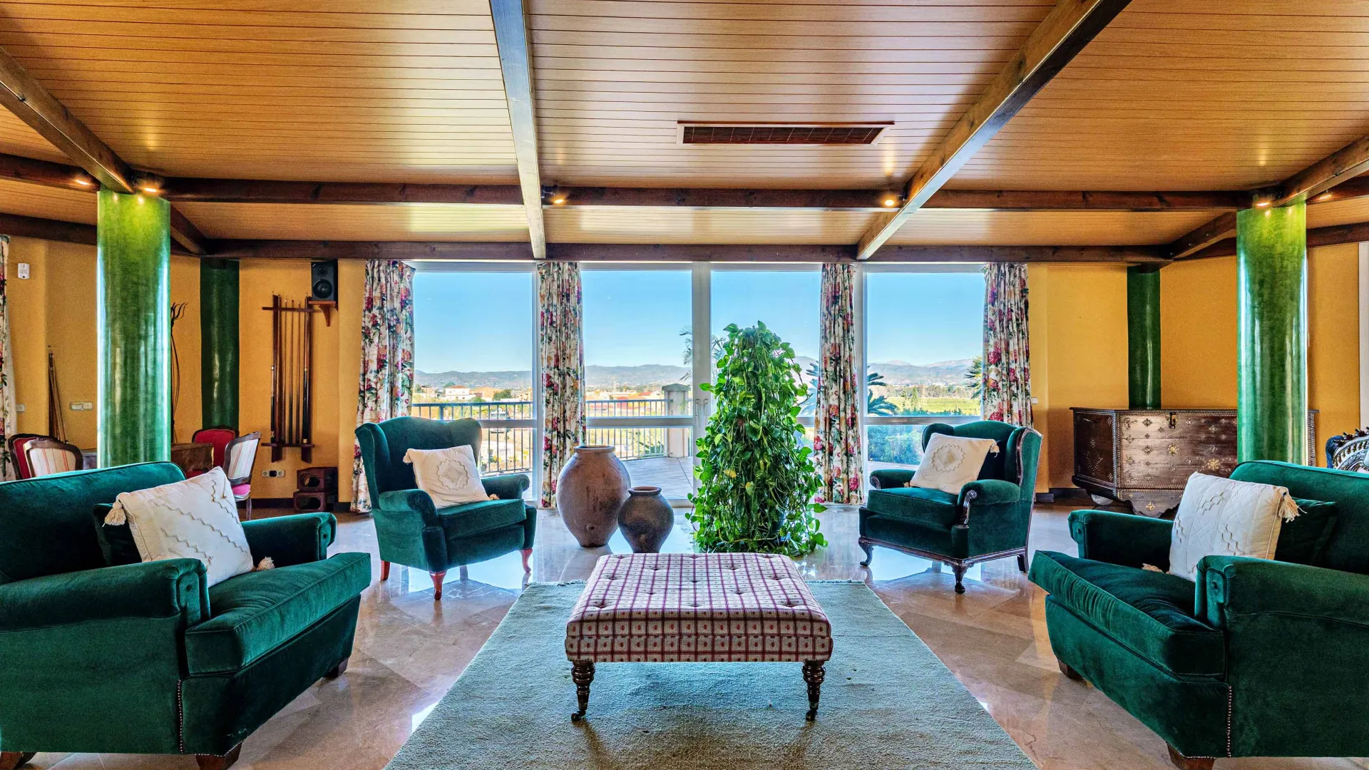 For sale Alhaurin de la Torre 10 bedrooms estate