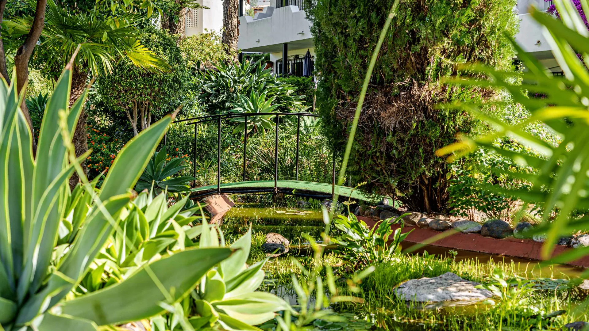 3 bedrooms Sierra Blanca ground floor apartment for sale