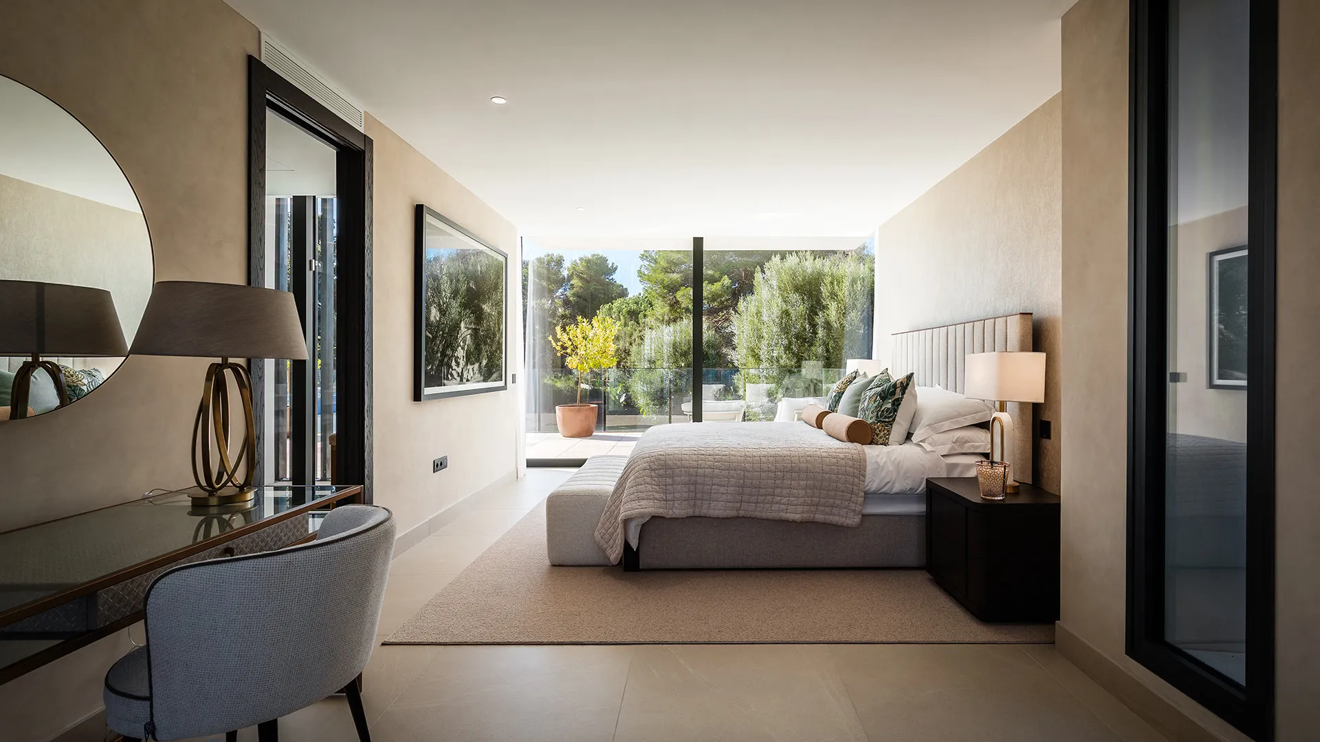 For sale 7 bedrooms villa in Kings & Queens