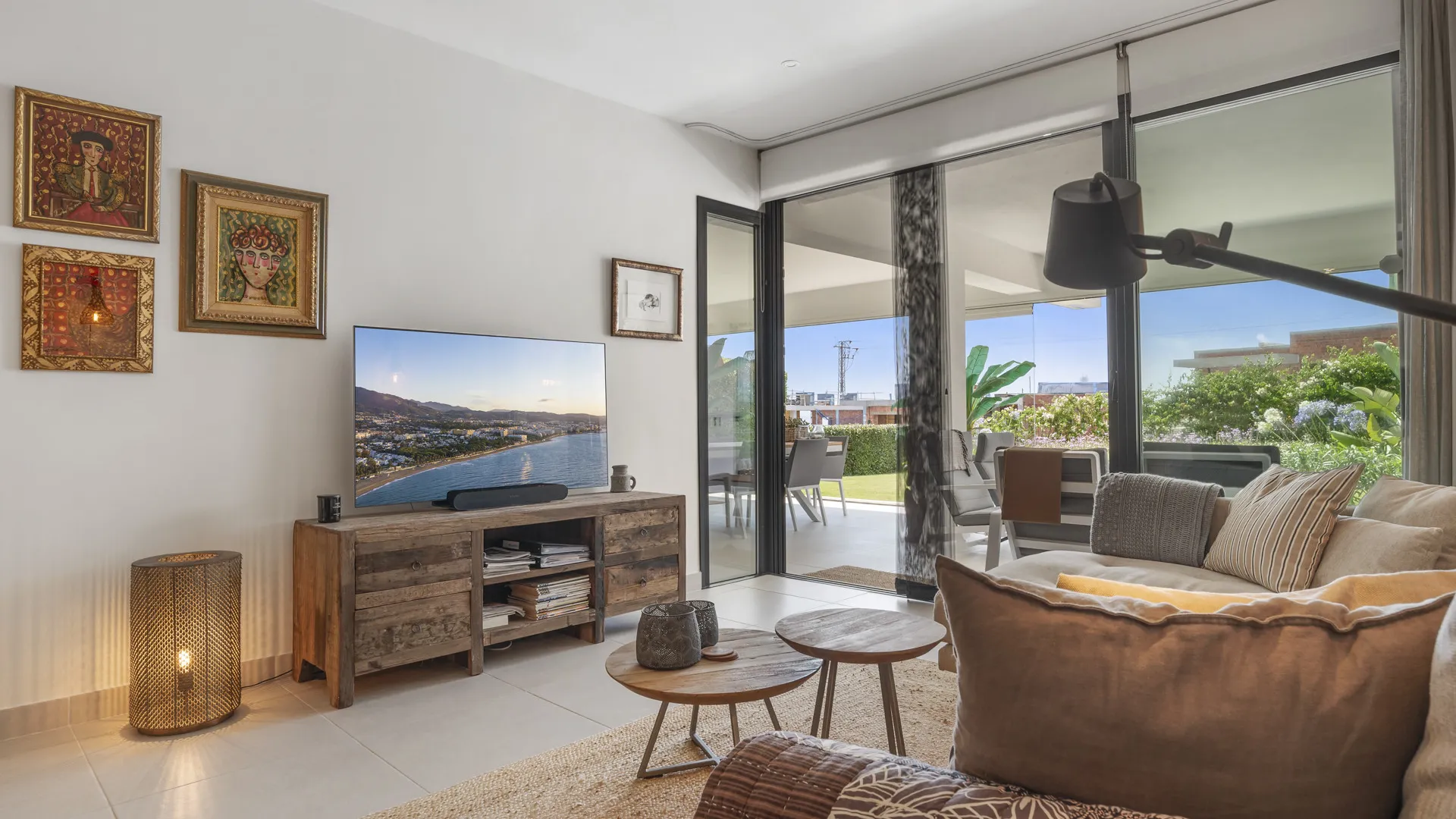 Apartamento planta baja en venta en Estepona Golf