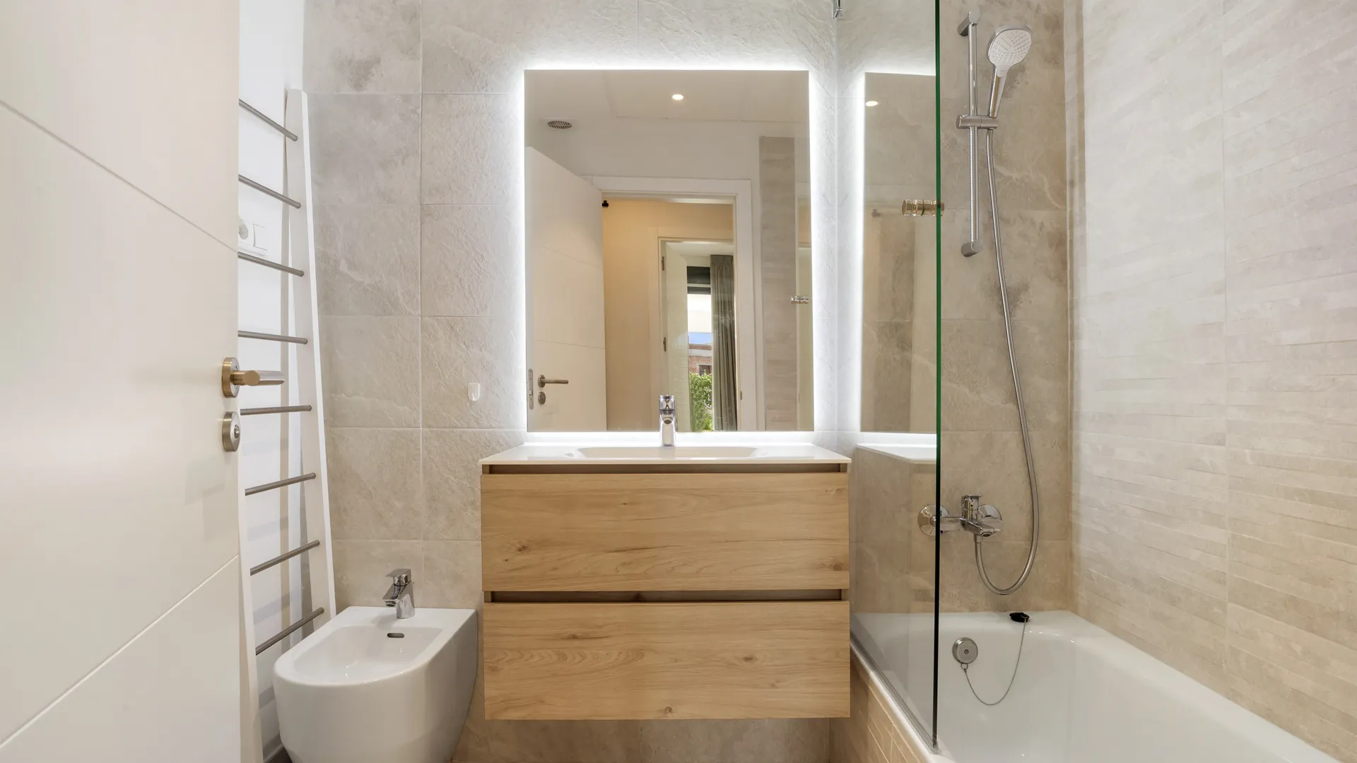 Apartamento planta baja en venta en Estepona Golf