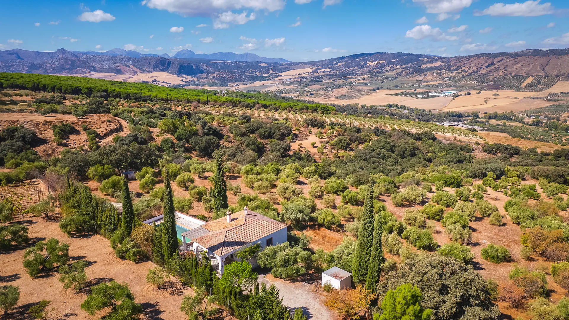 Ronda, finca de 4 dormitorios en venta