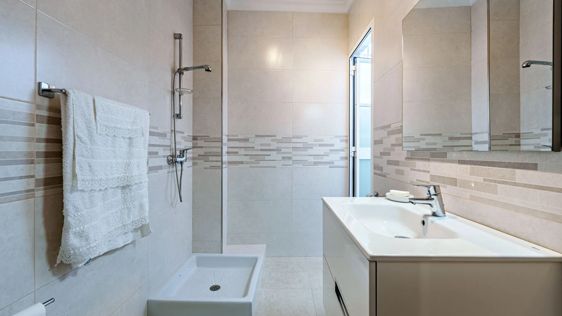 Se vende casa de 3 dormitorios en Malaga - Ciudad Jardín