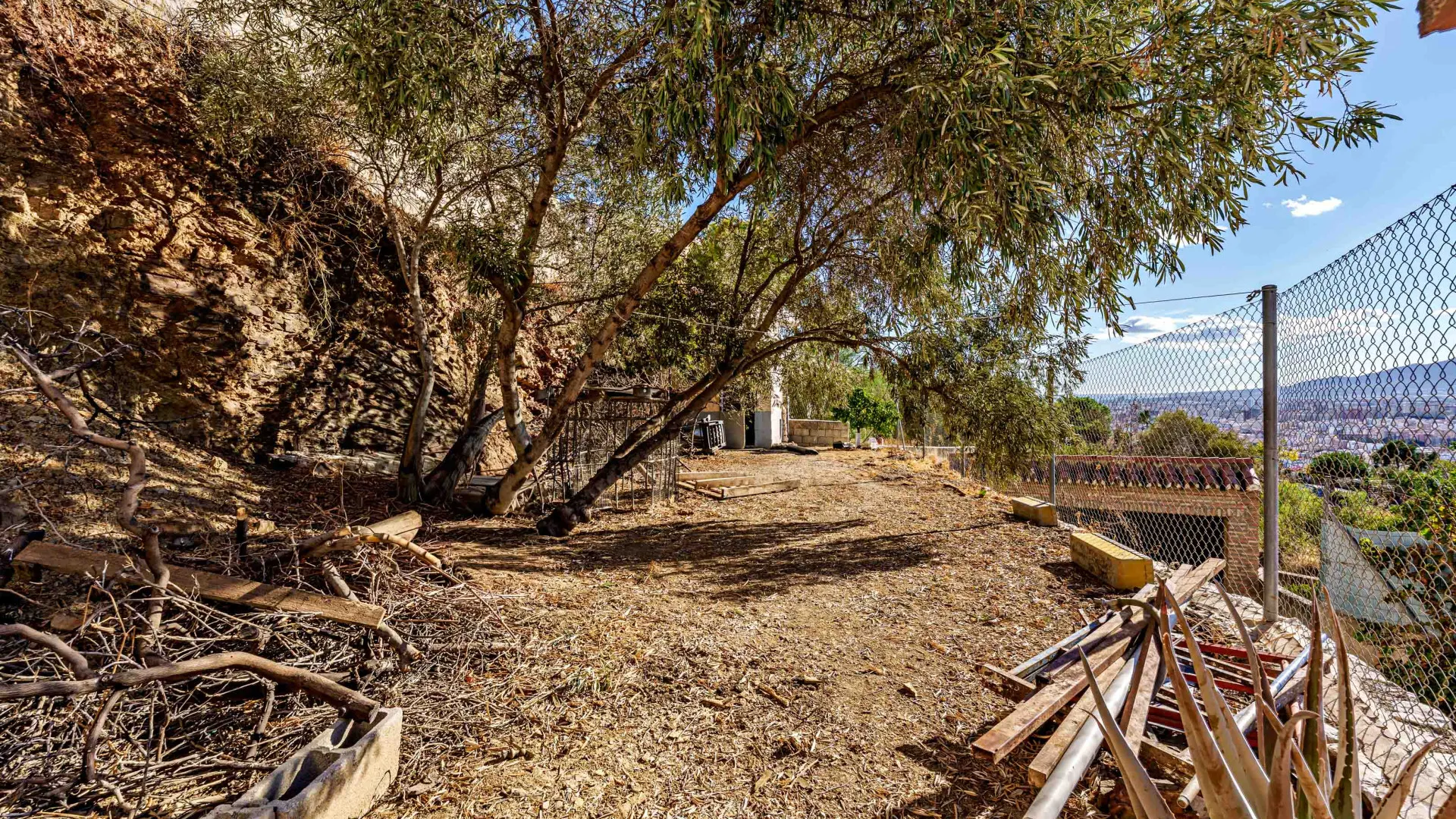 Se vende casa de 3 dormitorios en Malaga - Ciudad Jardín