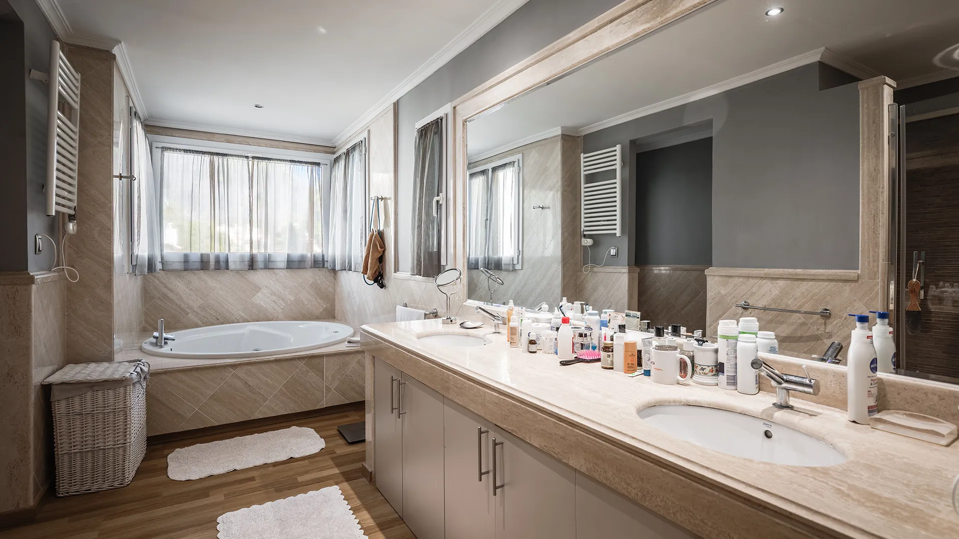 Se vende apartamento de 4 dormitorios en Monte Paraiso