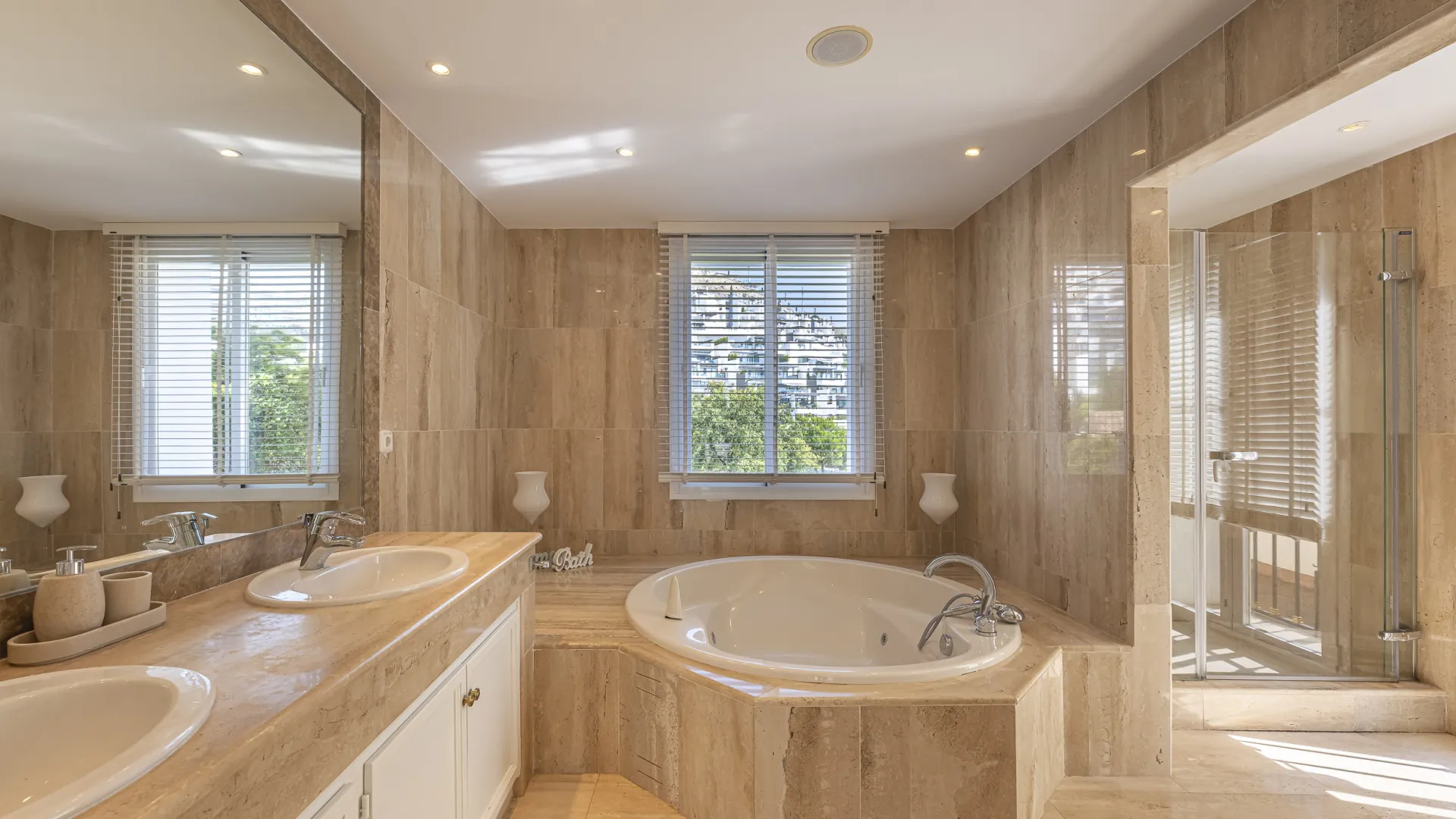 Villa with 5 bedrooms for sale in La Reserva de la Quinta